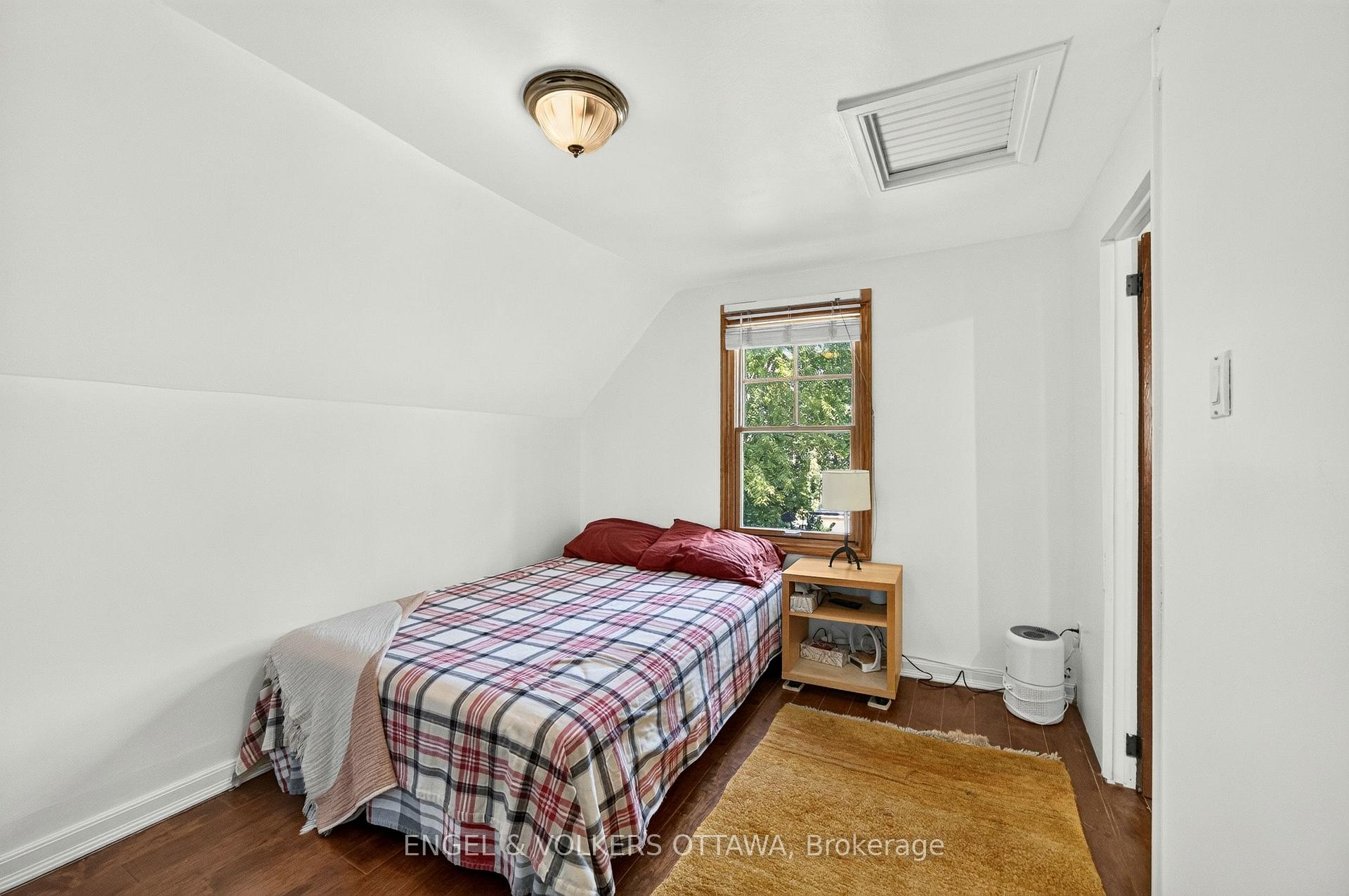 Photo 34 of 15 Lowrey Street, Ottawa, Hintonburg — HOMEH