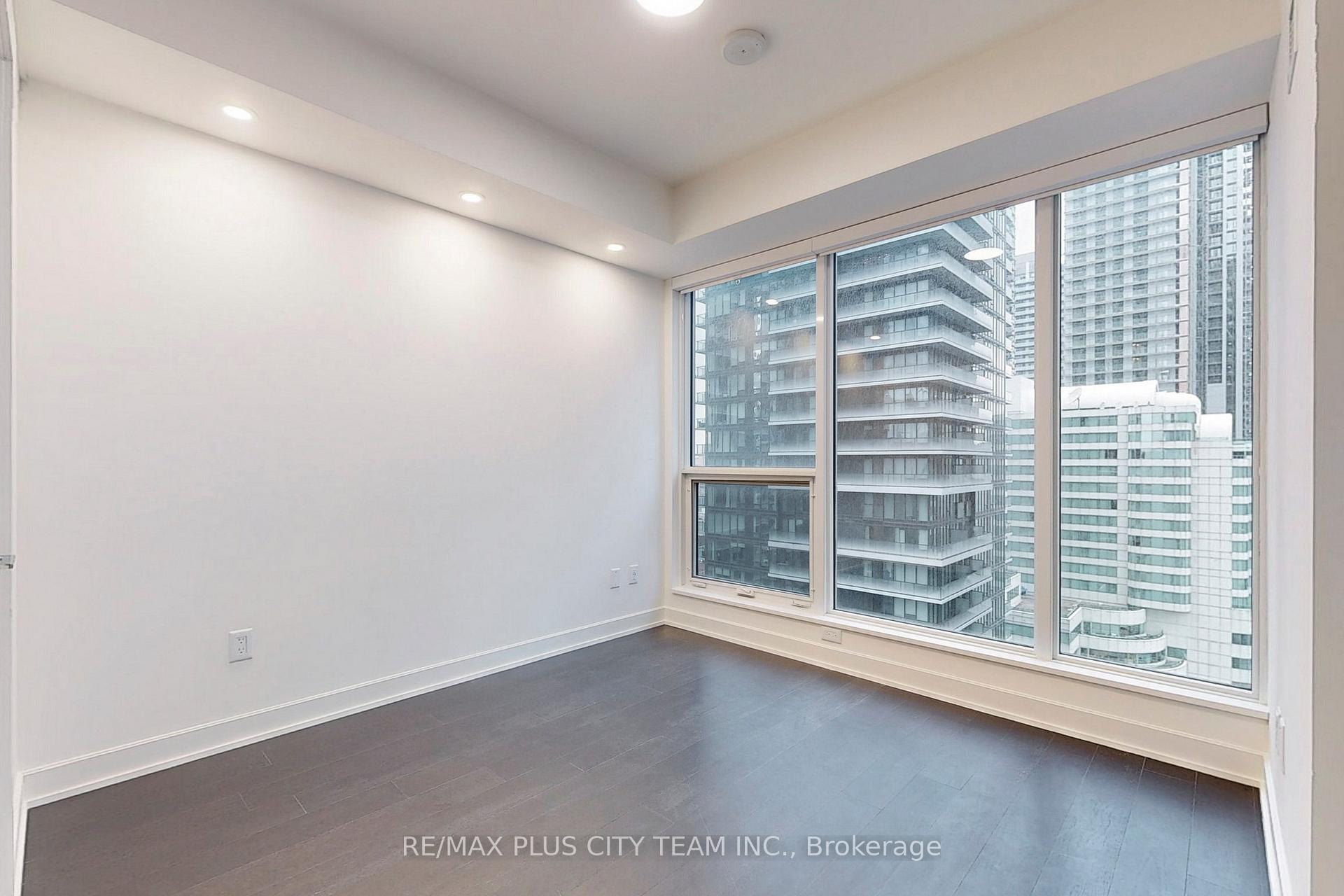 Photo 22 of Unit 1613, 35 Mercer Street, Toronto, Waterfront Communities — HOMEH