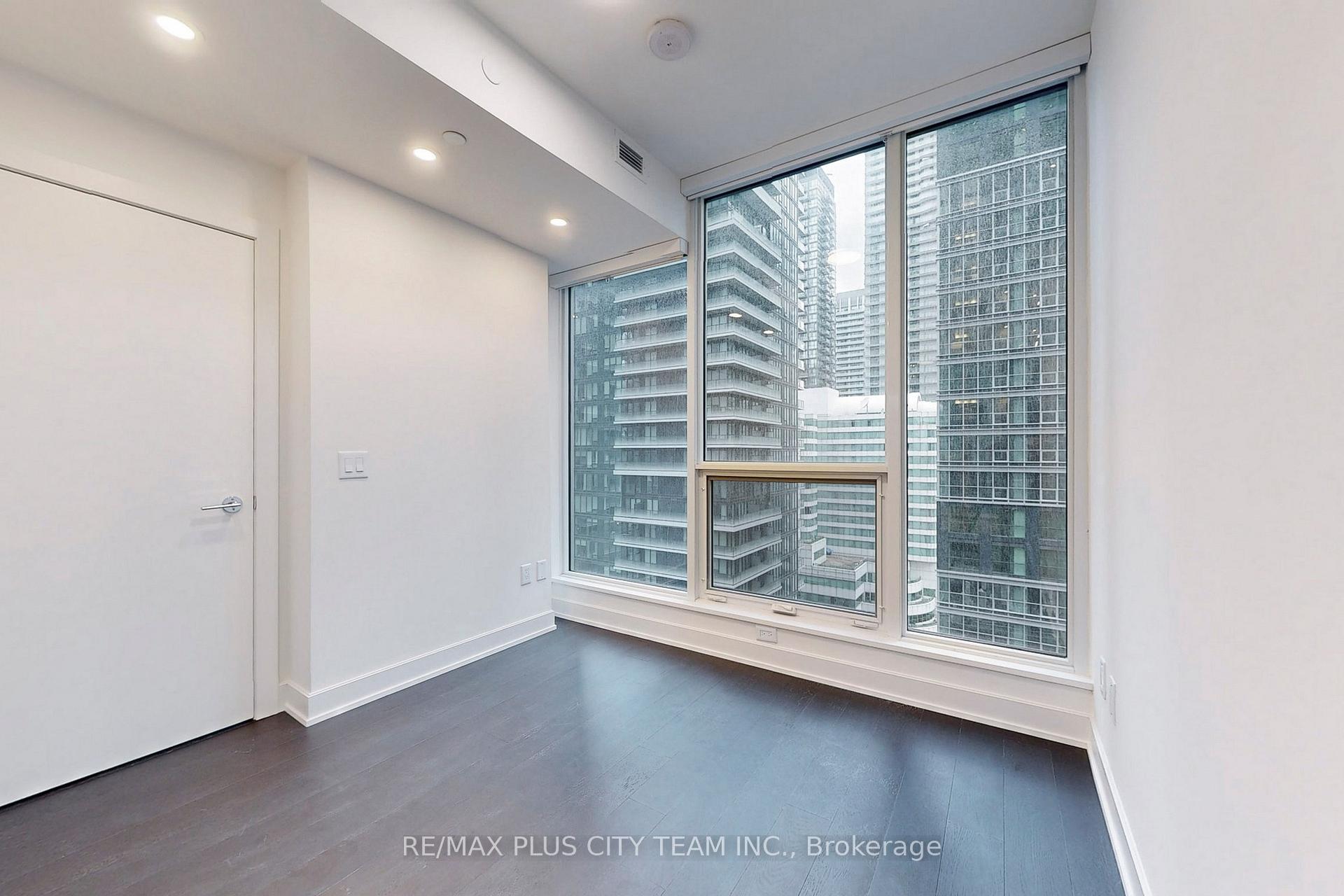 Photo 34 of Unit 1613, 35 Mercer Street, Toronto, Waterfront Communities — HOMEH