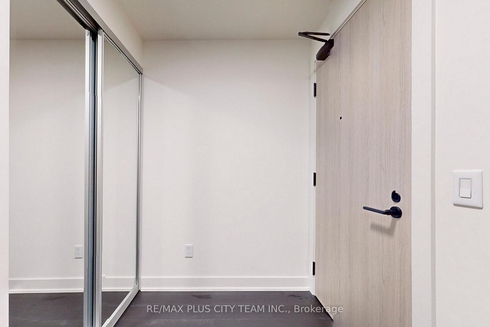 Photo 39 of Unit 1613, 35 Mercer Street, Toronto, Waterfront Communities — HOMEH