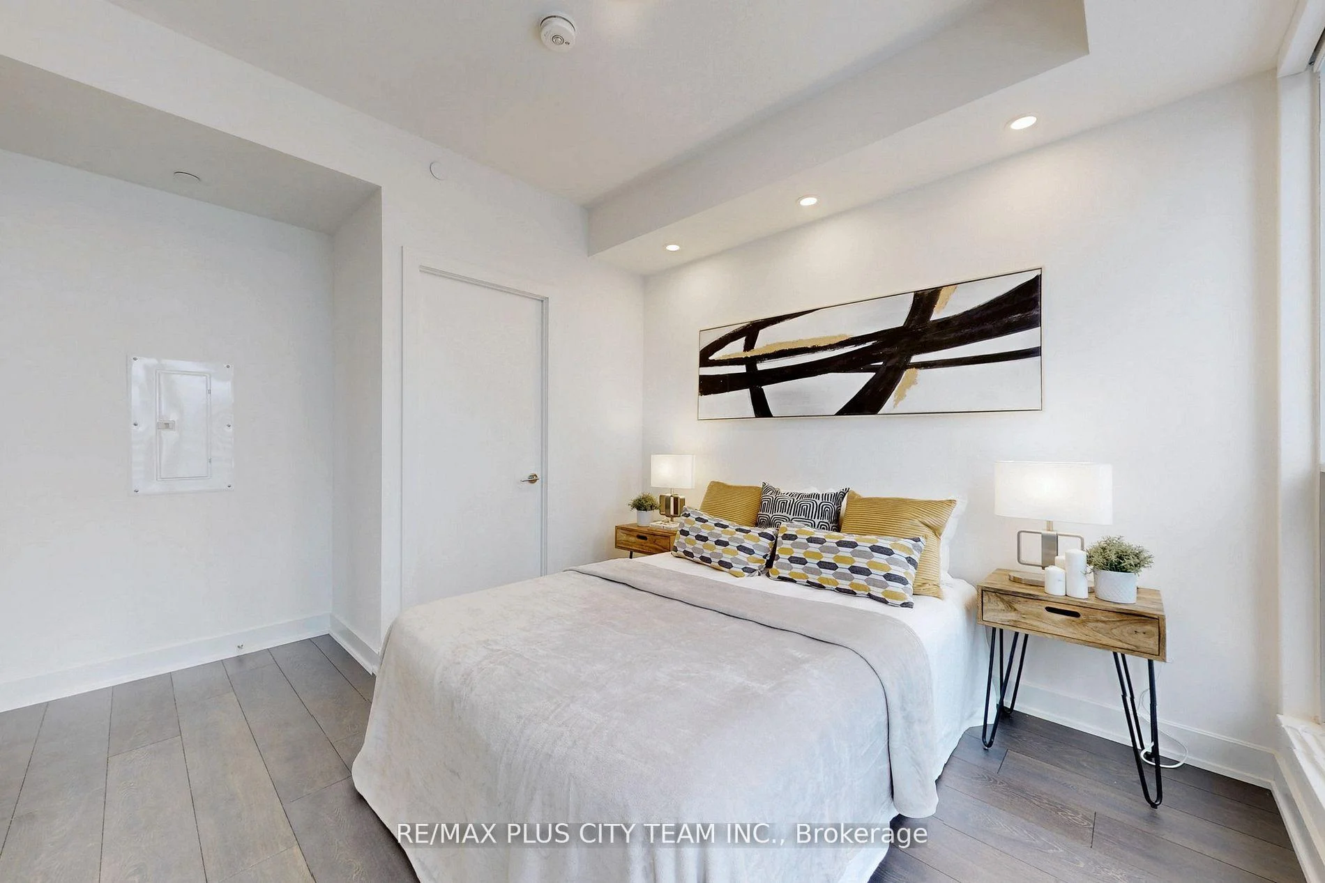 Photo 19 of Unit 1613, 35 Mercer Street, Toronto, Waterfront Communities — HOMEH