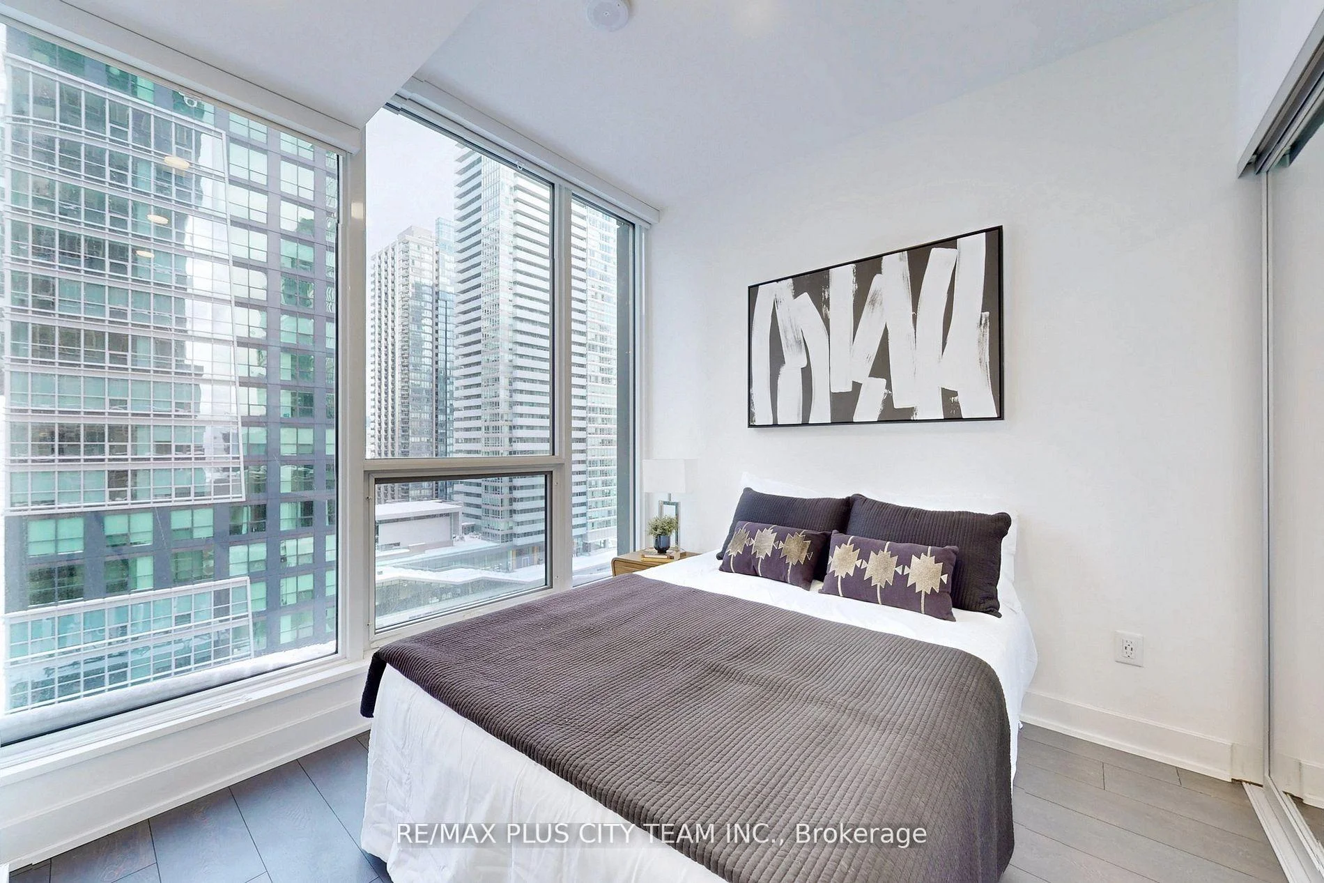 Photo 27 of Unit 1613, 35 Mercer Street, Toronto, Waterfront Communities — HOMEH