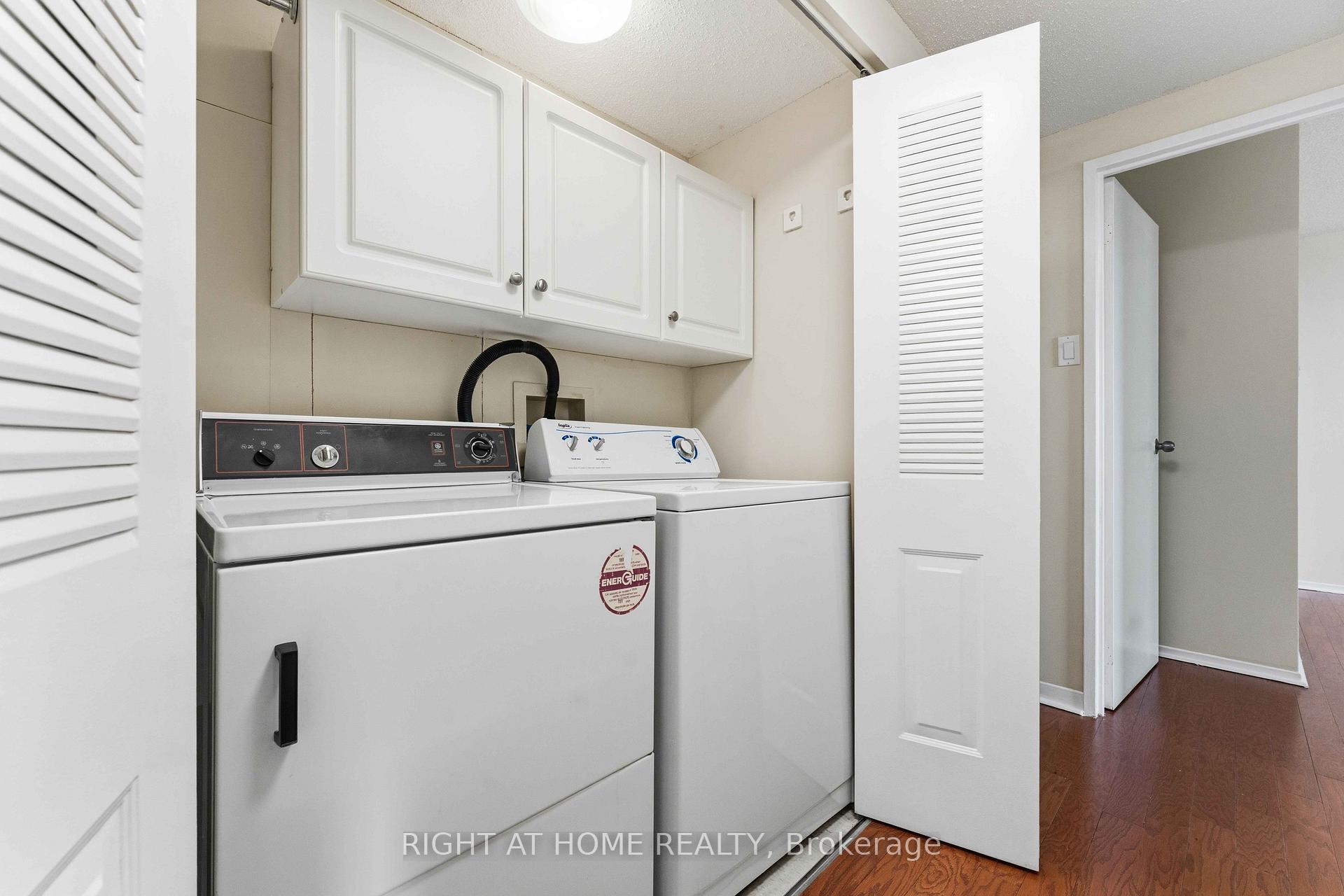 Photo 29 of Unit 911, 2759 Carousel Crescent, Ottawa, Emerald Woods/Sawmill Creek — HOMEH