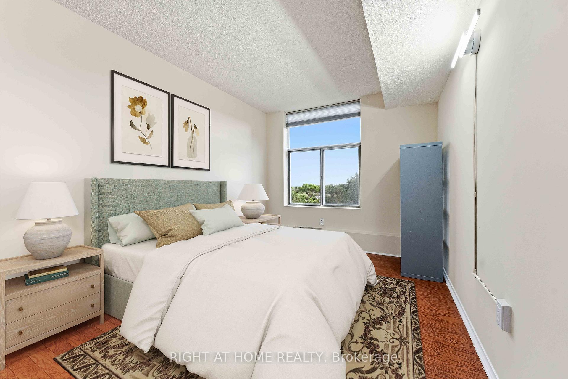 Photo 38 of Unit 911, 2759 Carousel Crescent, Ottawa, Emerald Woods/Sawmill Creek — HOMEH