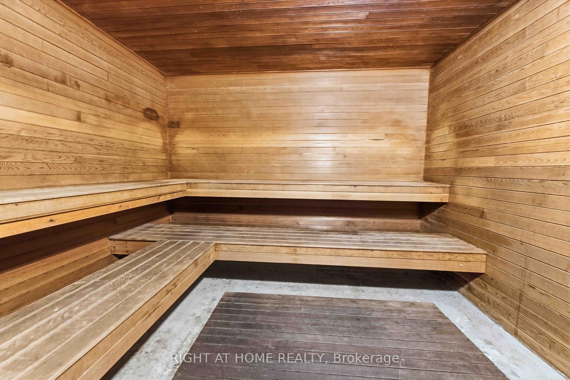 Photo 47 of Unit 911, 2759 Carousel Crescent, Ottawa, Emerald Woods/Sawmill Creek — HOMEH