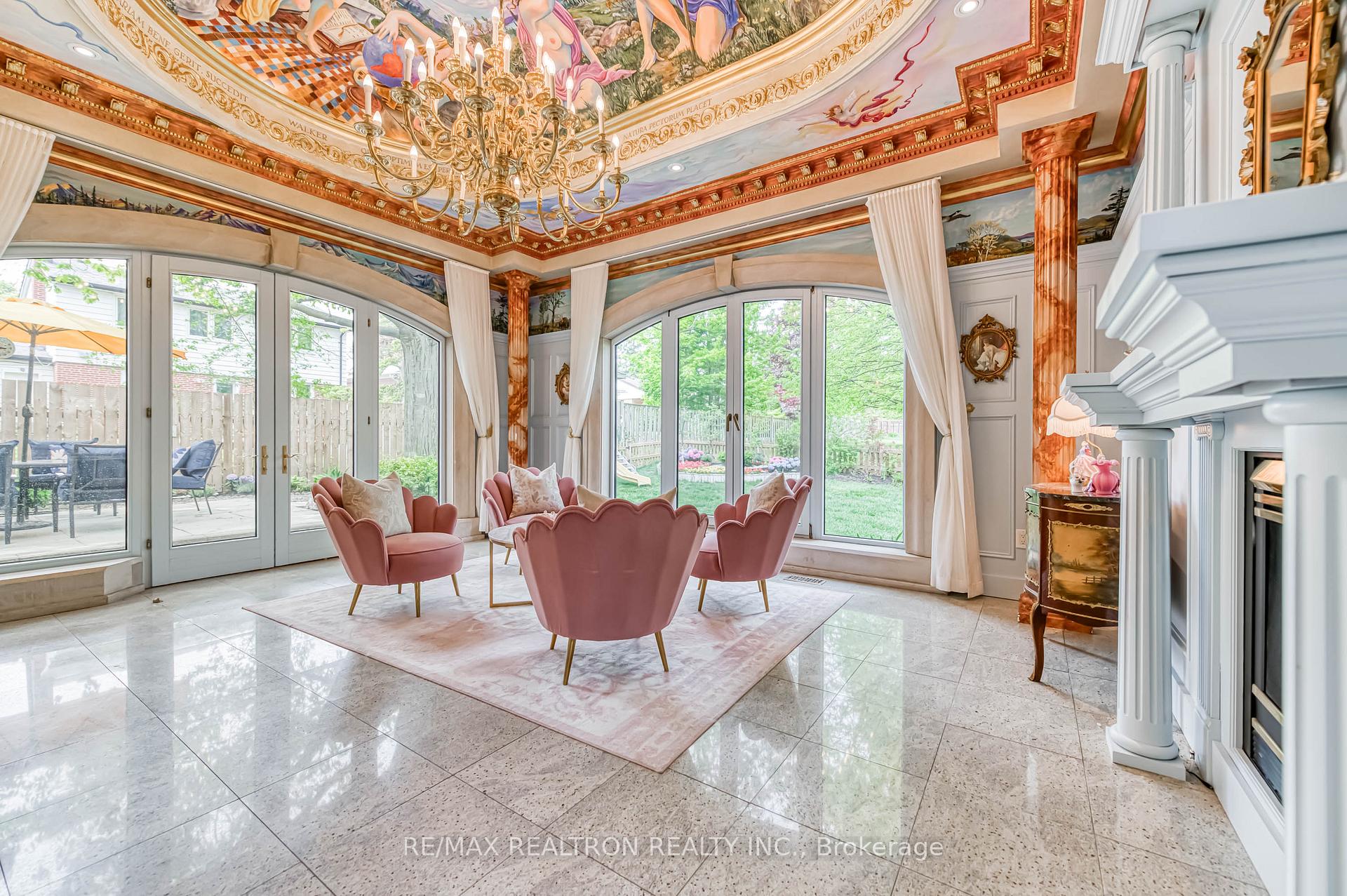 Photo 7 of 15 Lincoln Green Drive, Markham, Bullock — HOMEH