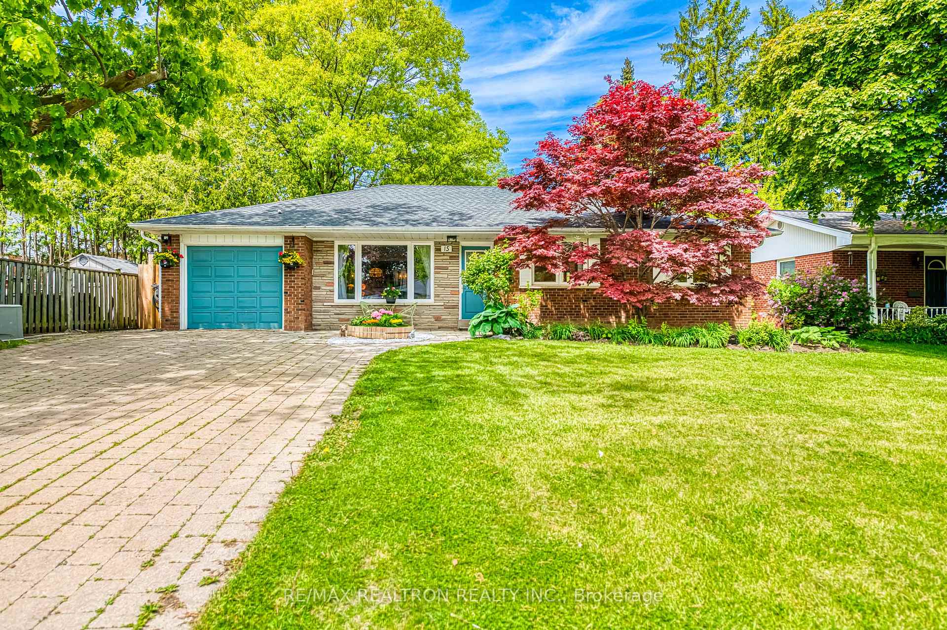 Photo 16 of 15 Lincoln Green Drive, Markham, Bullock — HOMEH