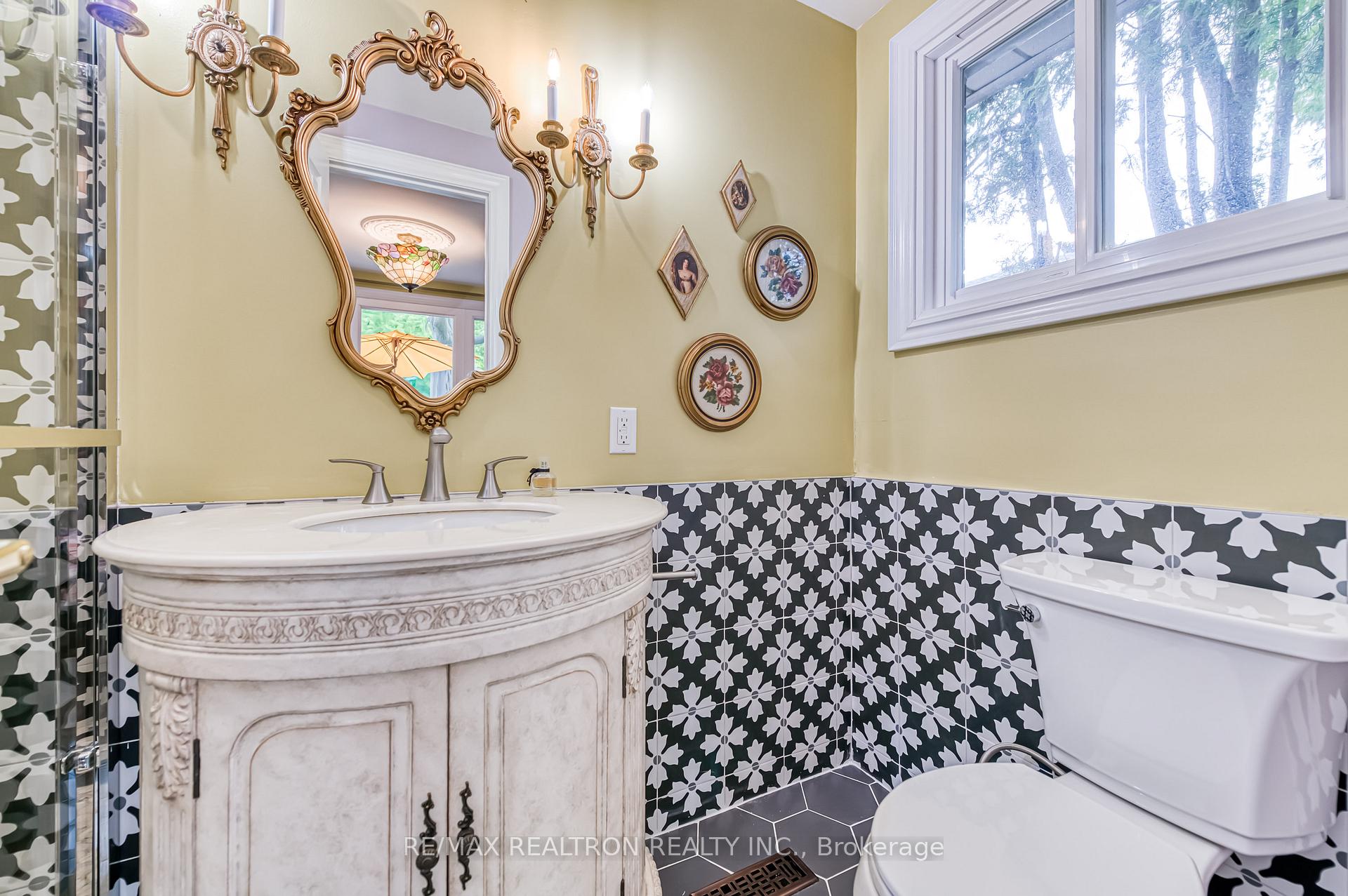 Photo 30 of 15 Lincoln Green Drive, Markham, Bullock — HOMEH