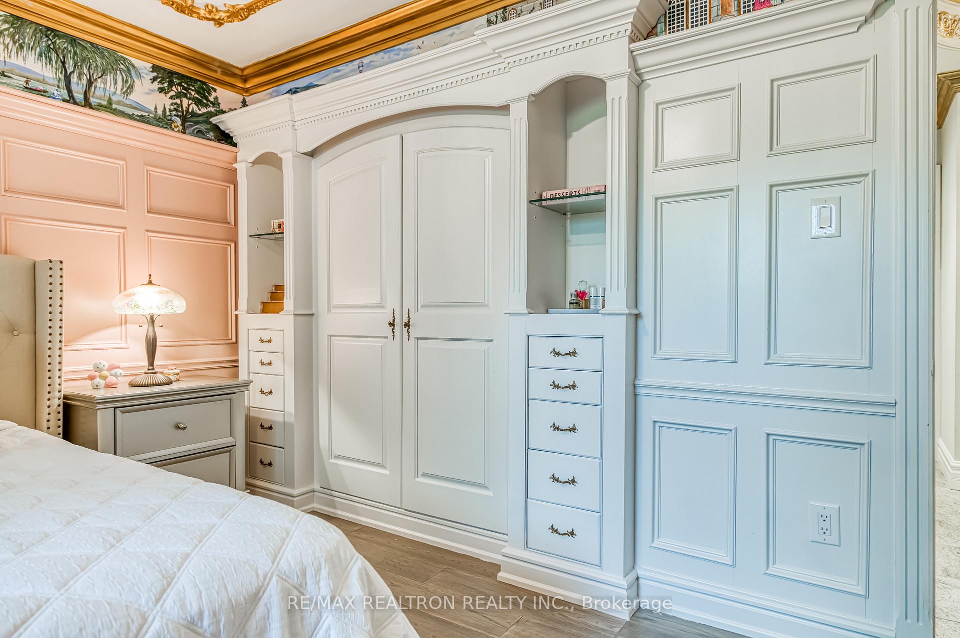Photo 37 of 15 Lincoln Green Drive, Markham, Bullock — HOMEH