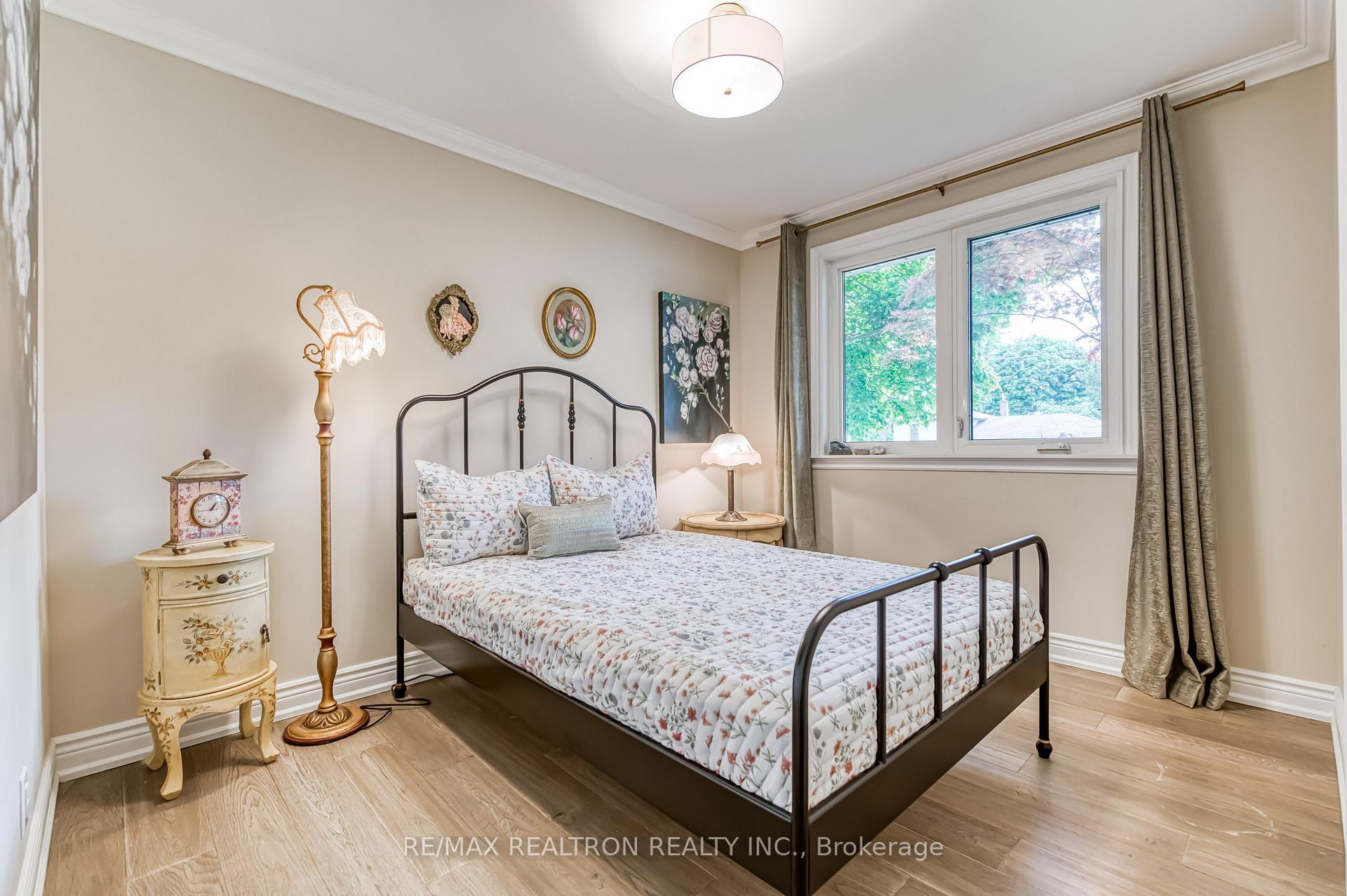 Photo 39 of 15 Lincoln Green Drive, Markham, Bullock — HOMEH