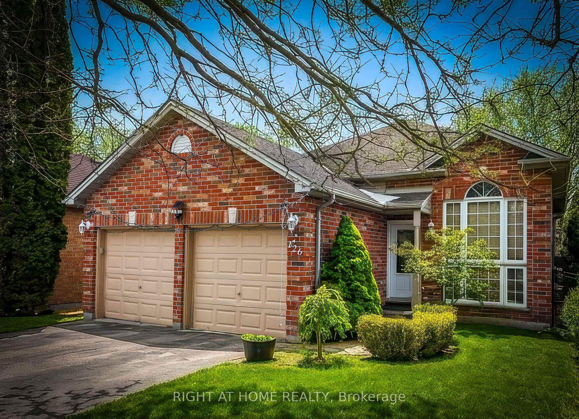 Photo 1 of 126 Meadowridge Road, London, North M — HOMEH