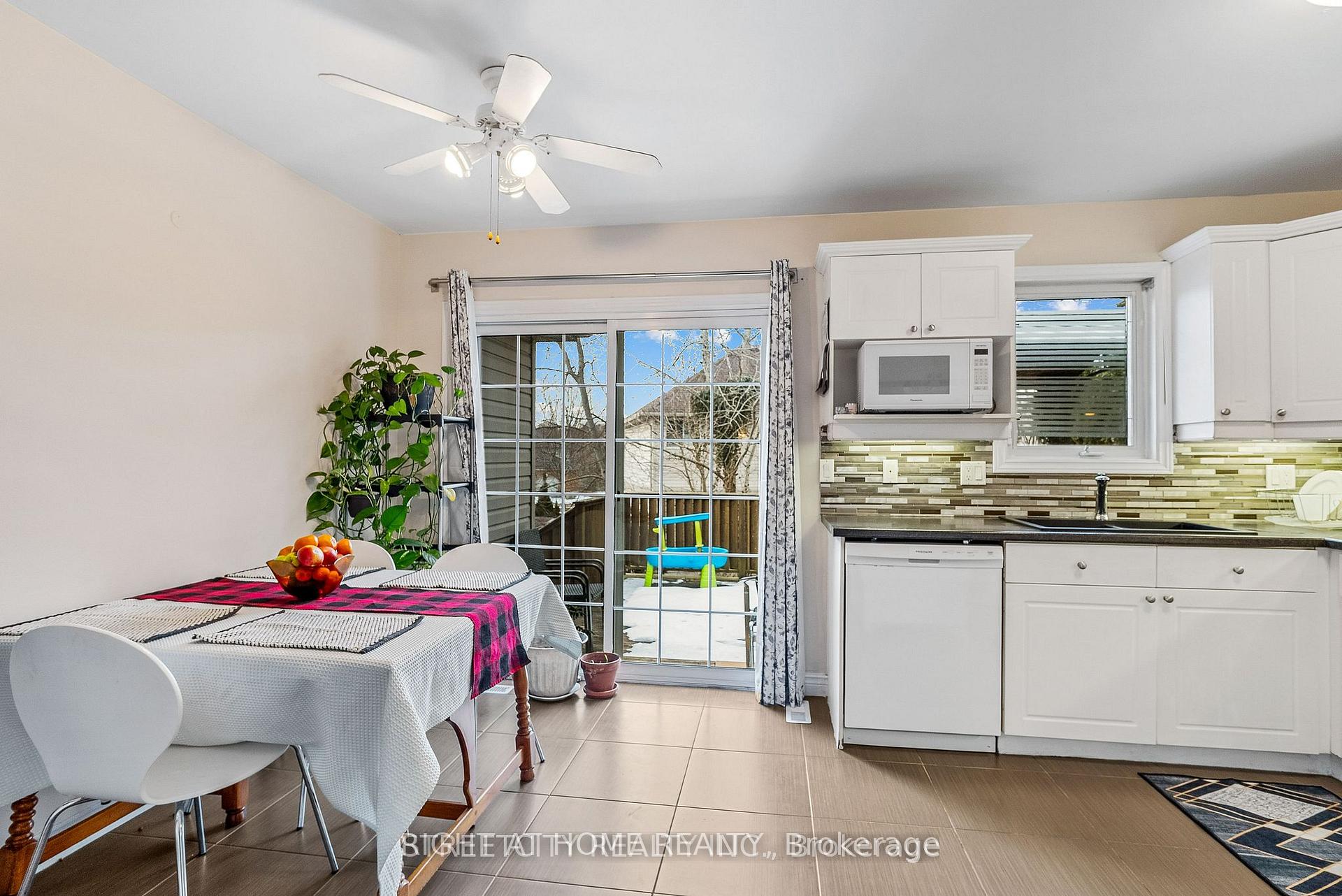Photo 12 of 126 Meadowridge Road, London, North M — HOMEH