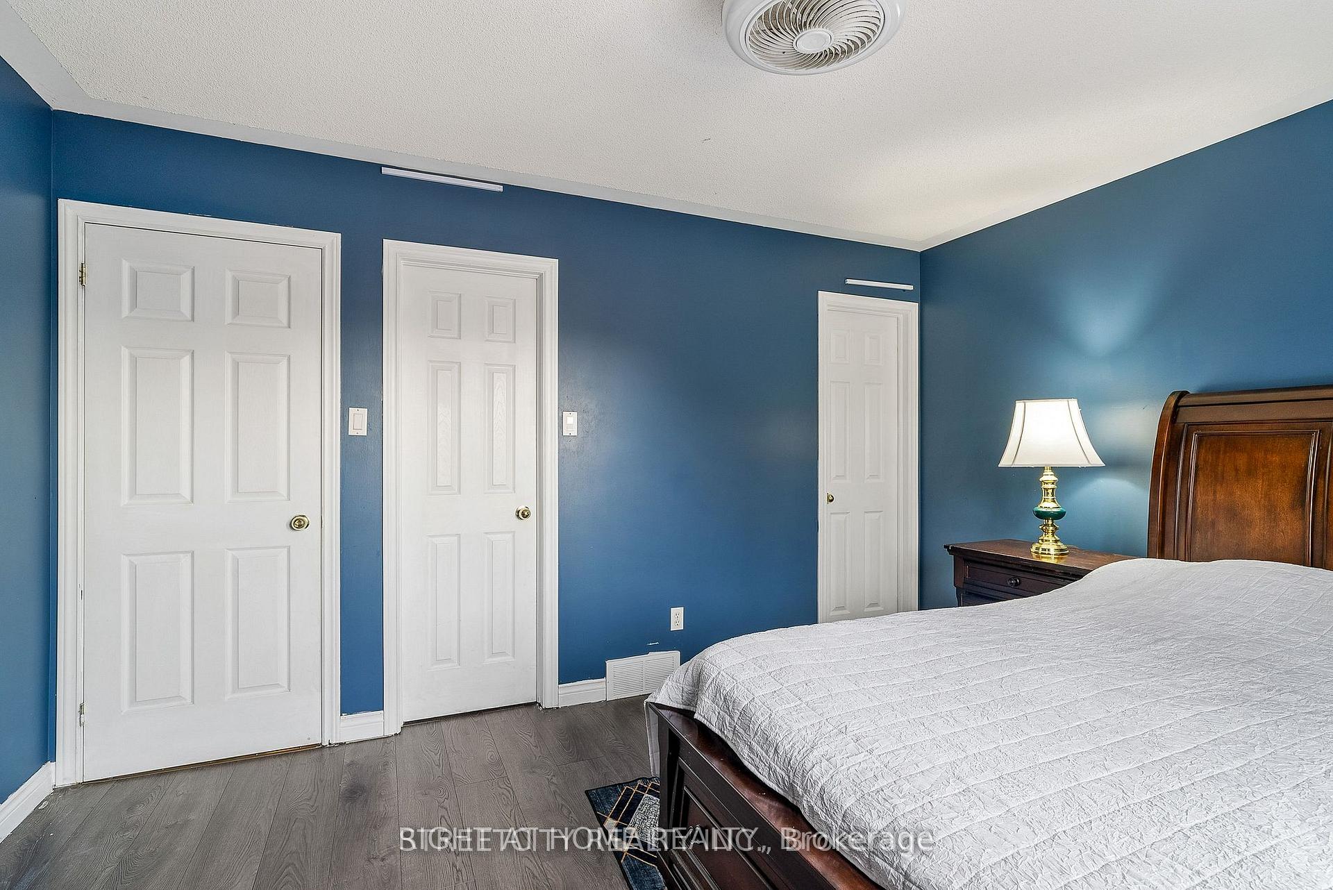 Photo 14 of 126 Meadowridge Road, London, North M — HOMEH