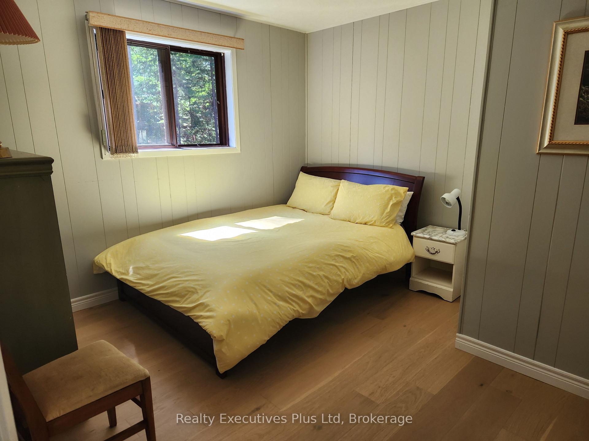 Photo 12 of 2 Zelia Court, Tiny, Rural Tiny — HOMEH