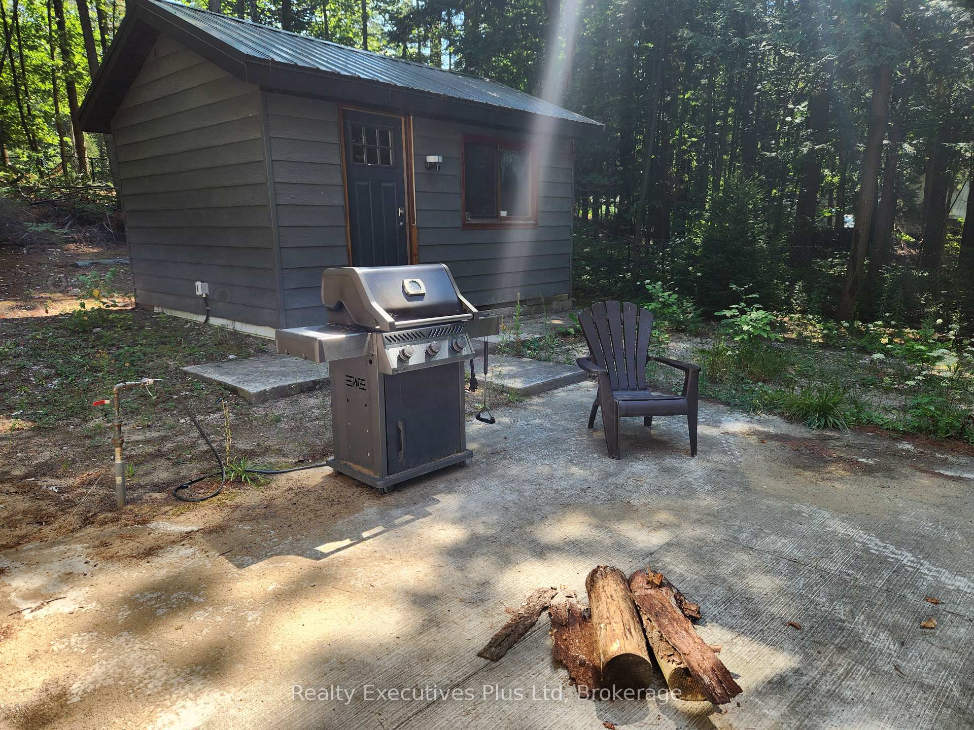 Photo 23 of 2 Zelia Court, Tiny, Rural Tiny — HOMEH