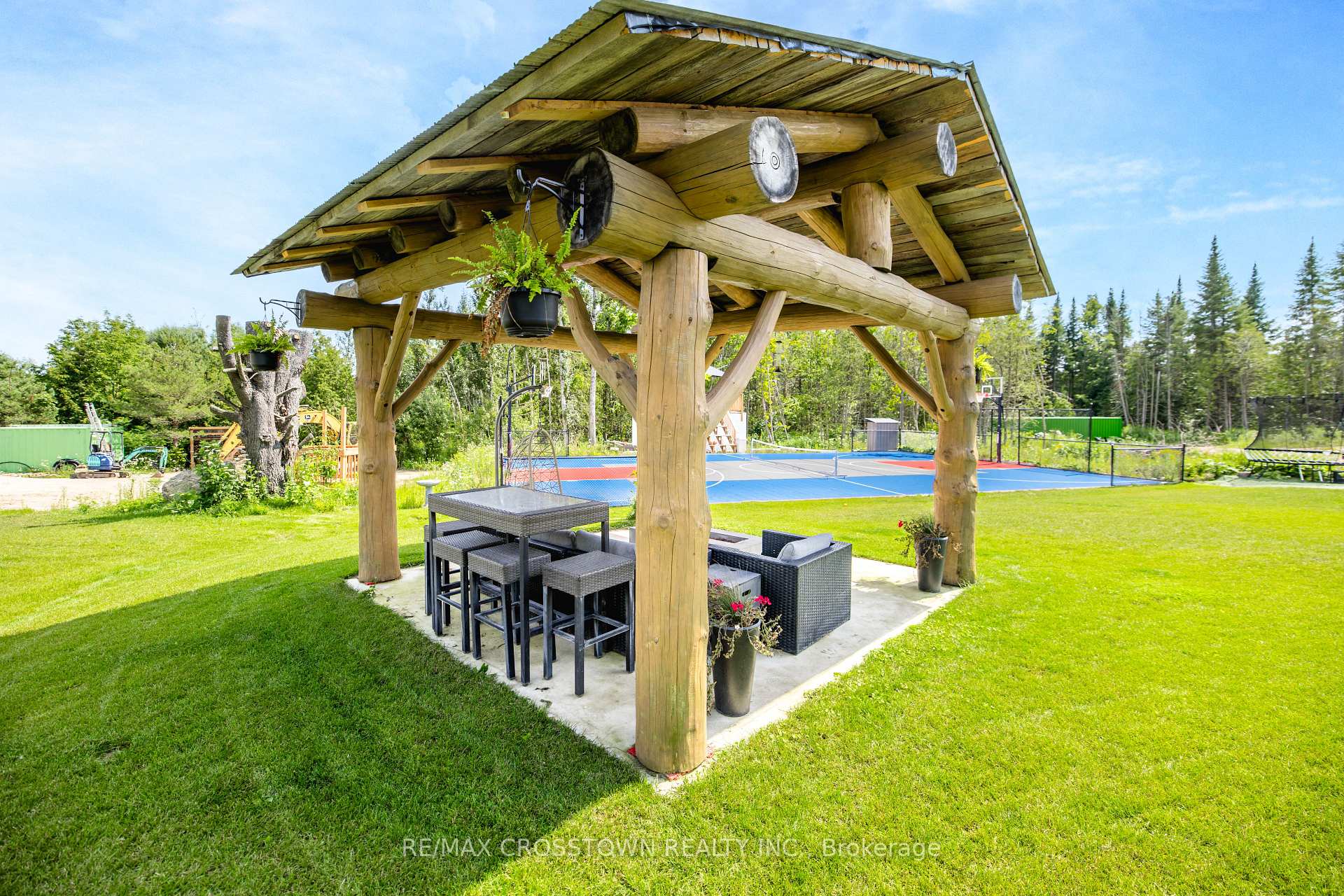 Photo 10 of 75 Moonstone Road E, Oro-Medonte, Moonstone — HOMEH