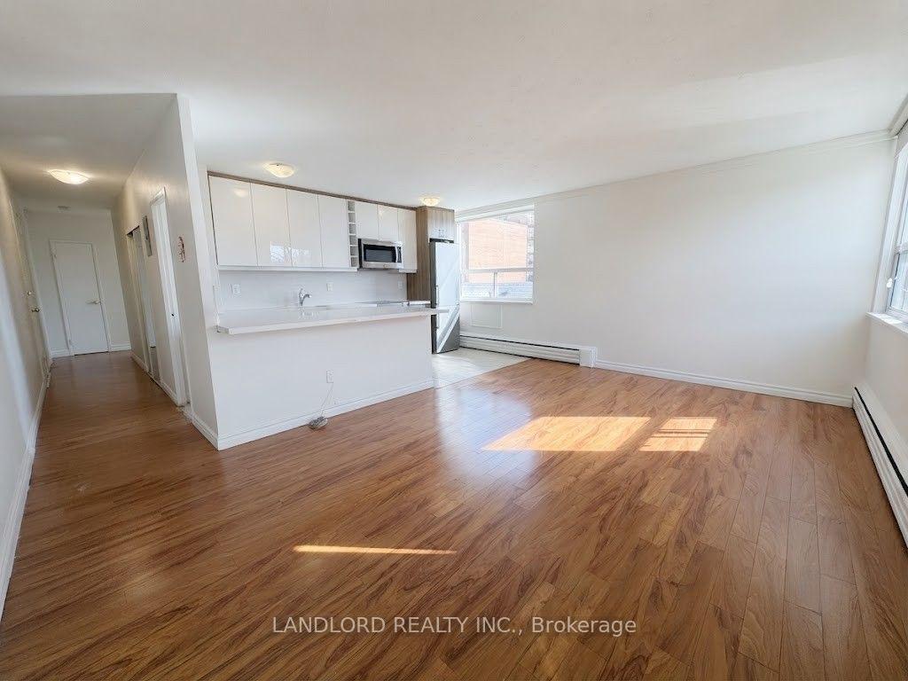 Photo 5 of Unit 31, 140 Springhurst Avenue, Toronto, South Parkdale — HOMEH