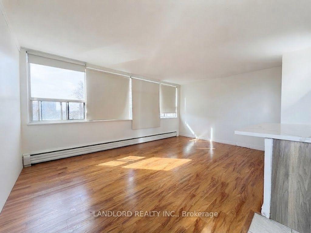 Photo 7 of Unit 31, 140 Springhurst Avenue, Toronto, South Parkdale — HOMEH