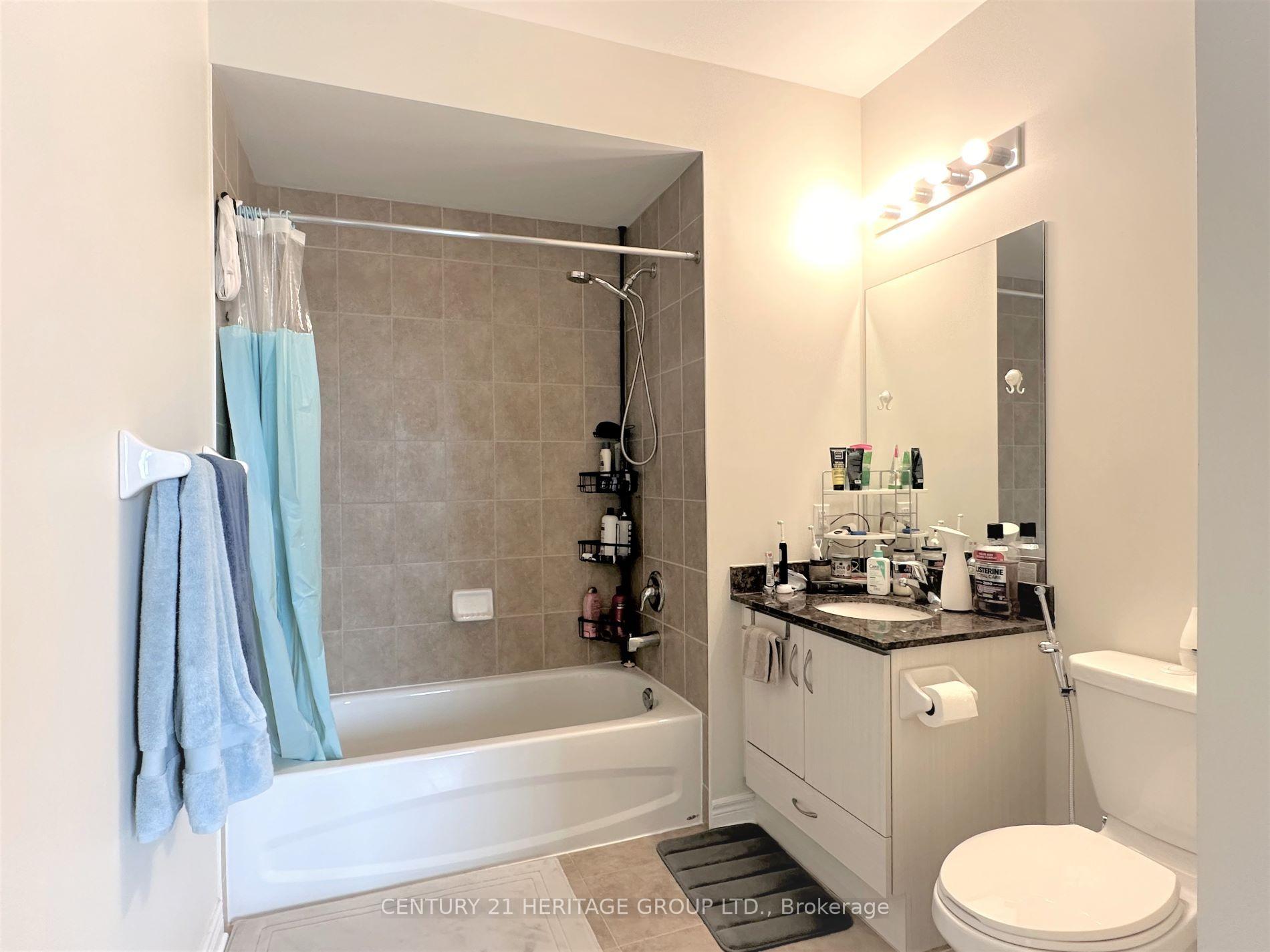 Photo 13 of Unit 32, 7325 Markham Street, Markham, Cedarwood — HOMEH