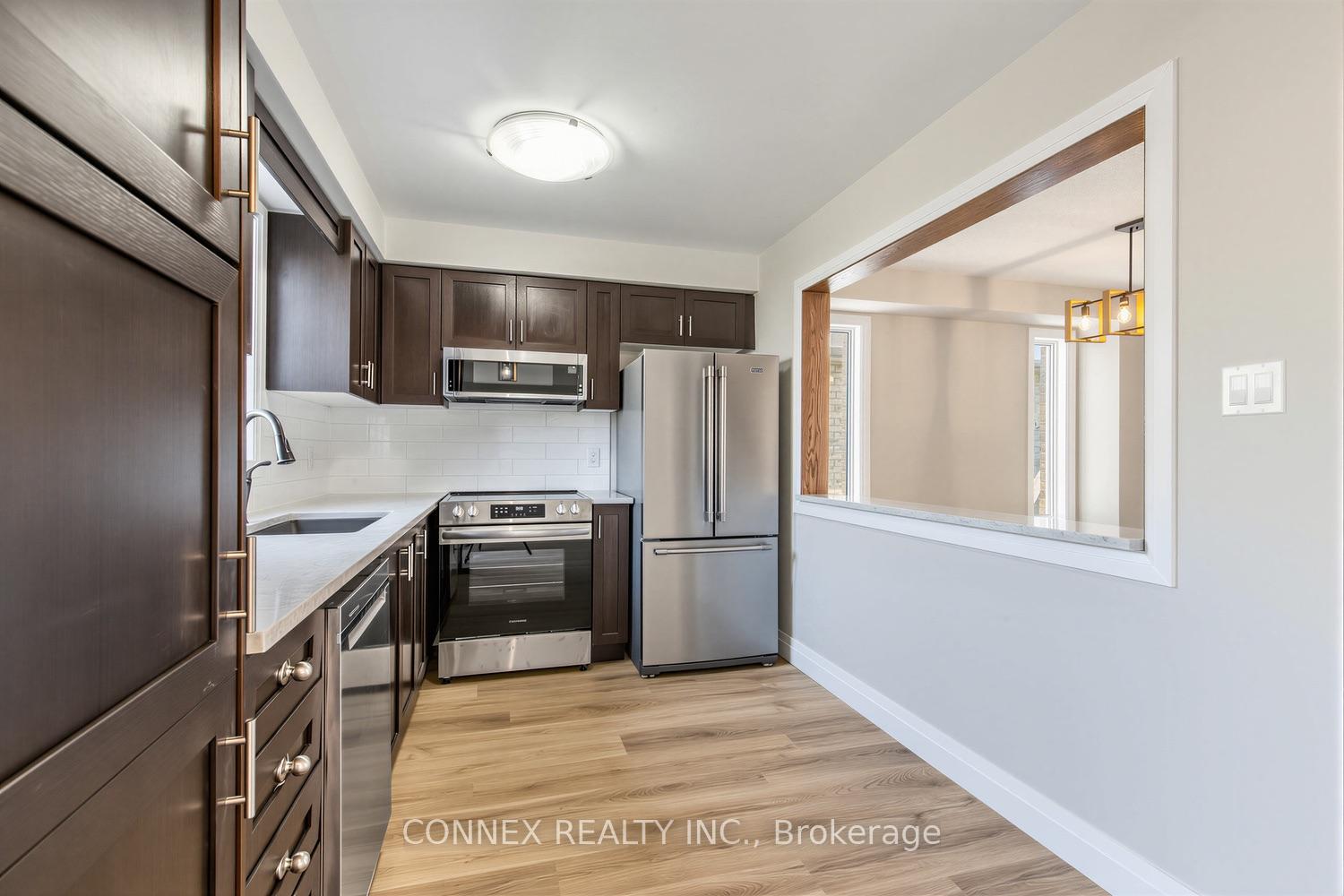Photo 12 of 16 Mcavoy Drive, Barrie, Edgehill Drive — HOMEH