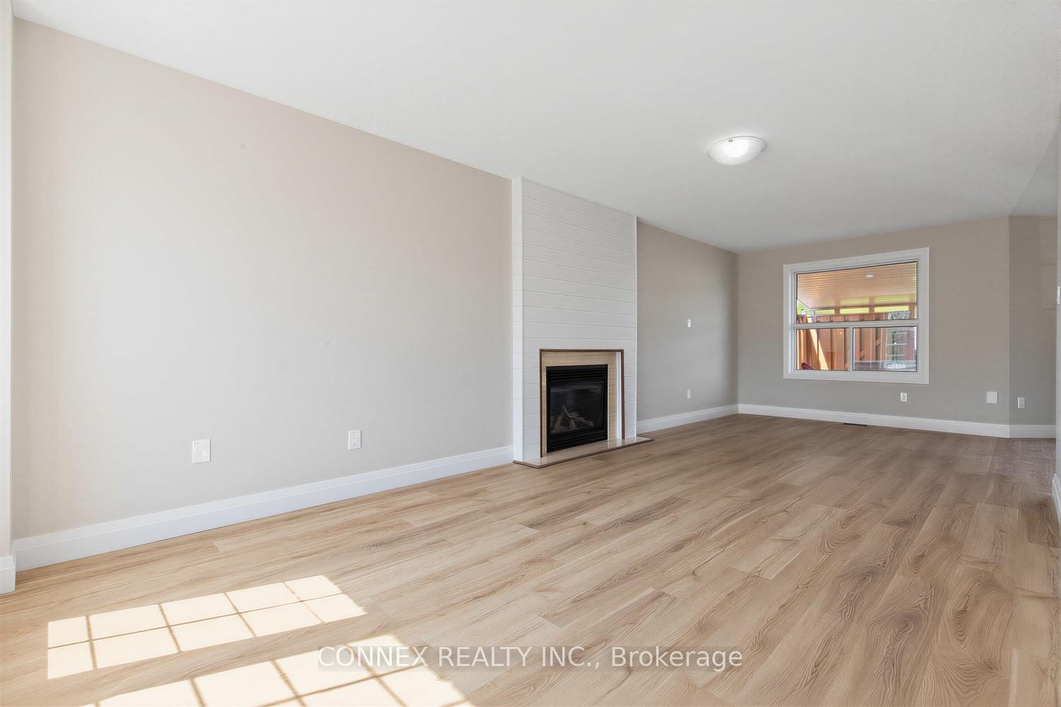 Photo 22 of 16 Mcavoy Drive, Barrie, Edgehill Drive — HOMEH