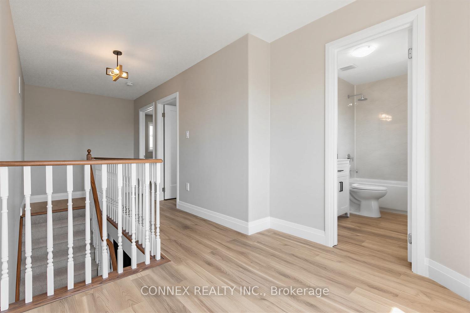 Photo 33 of 16 Mcavoy Drive, Barrie, Edgehill Drive — HOMEH