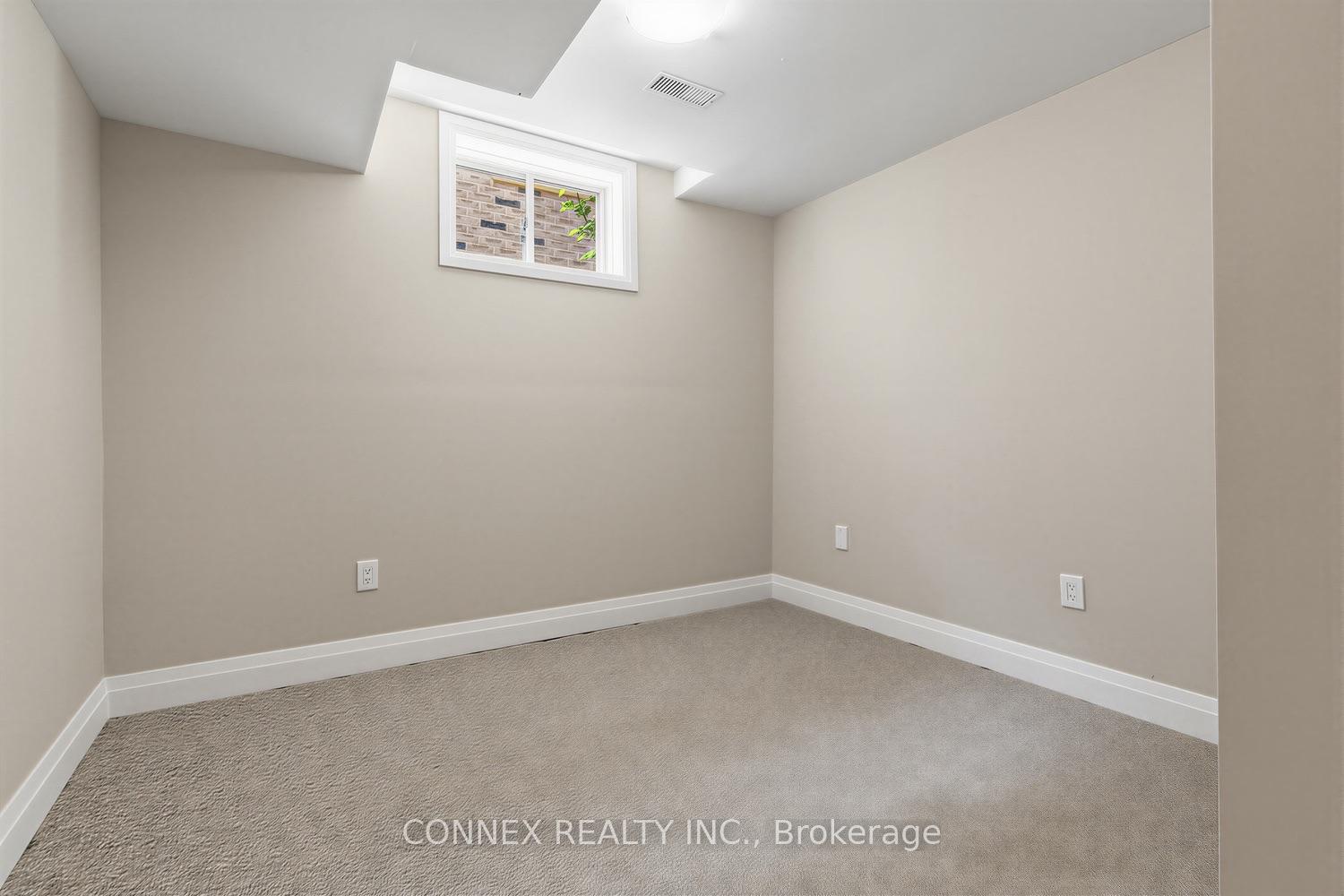 Photo 40 of 16 Mcavoy Drive, Barrie, Edgehill Drive — HOMEH