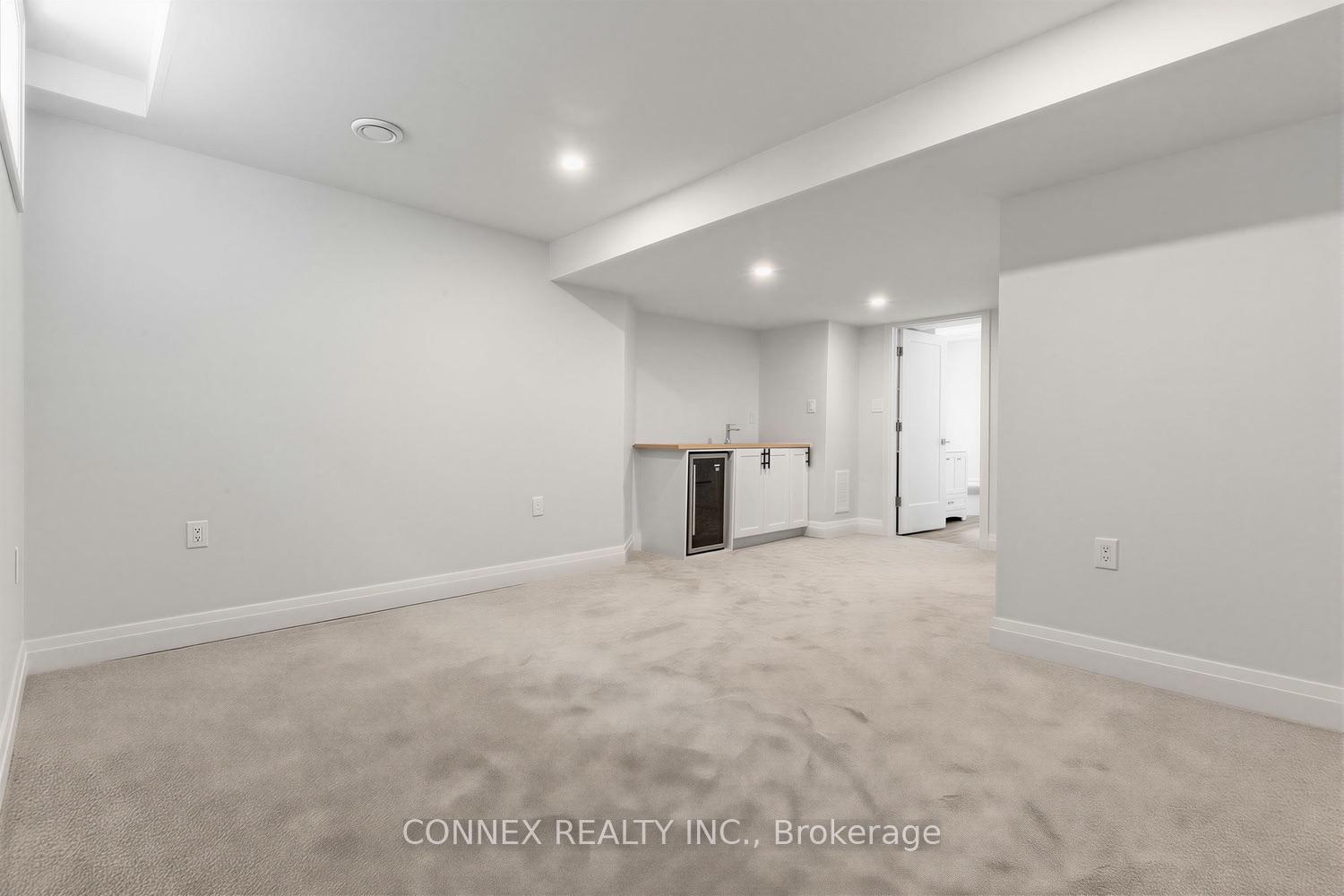 Photo 46 of 16 Mcavoy Drive, Barrie, Edgehill Drive — HOMEH