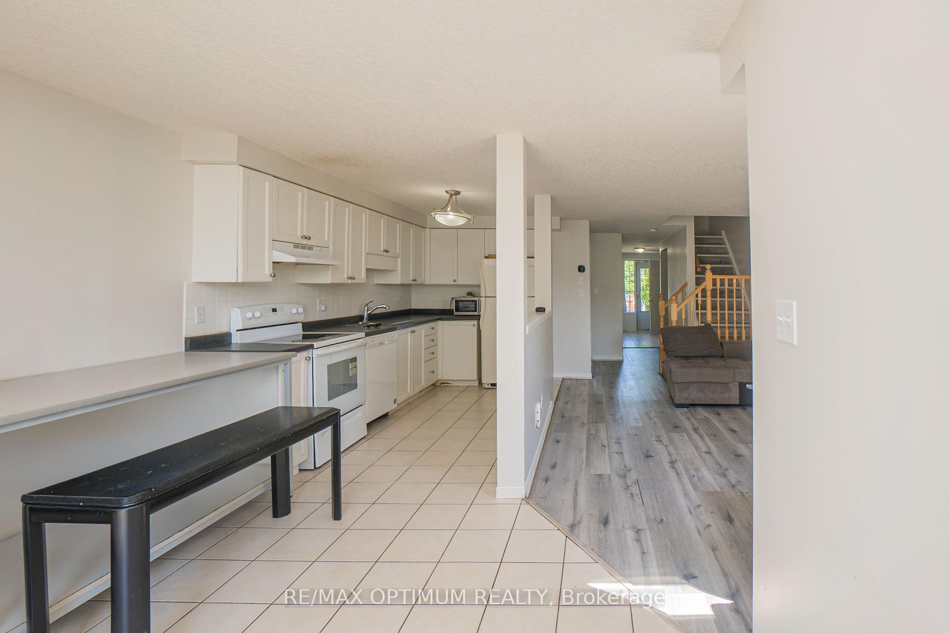 Photo 9 of 139 Activa Avenue, Kitchener, Larentian West — HOMEH