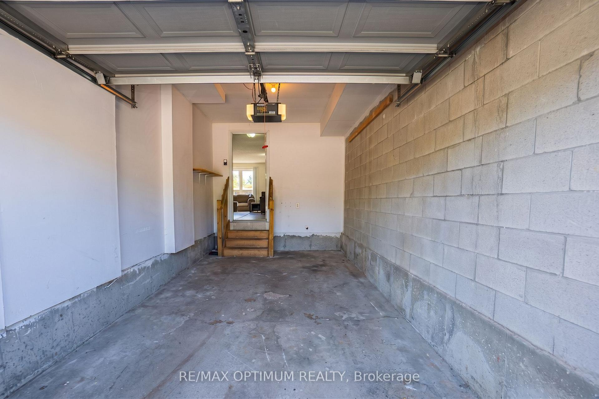 Photo 25 of 139 Activa Avenue, Kitchener, Larentian West — HOMEH