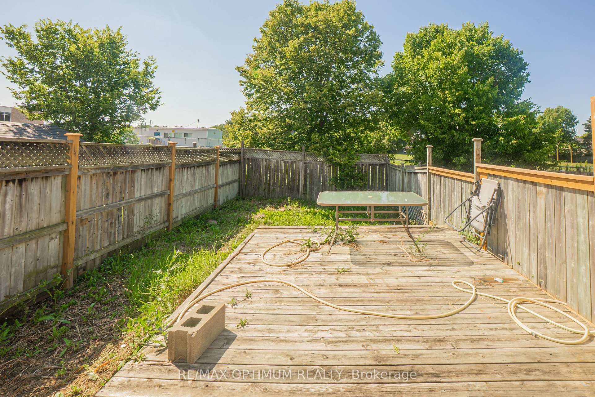 Photo 26 of 139 Activa Avenue, Kitchener, Larentian West — HOMEH
