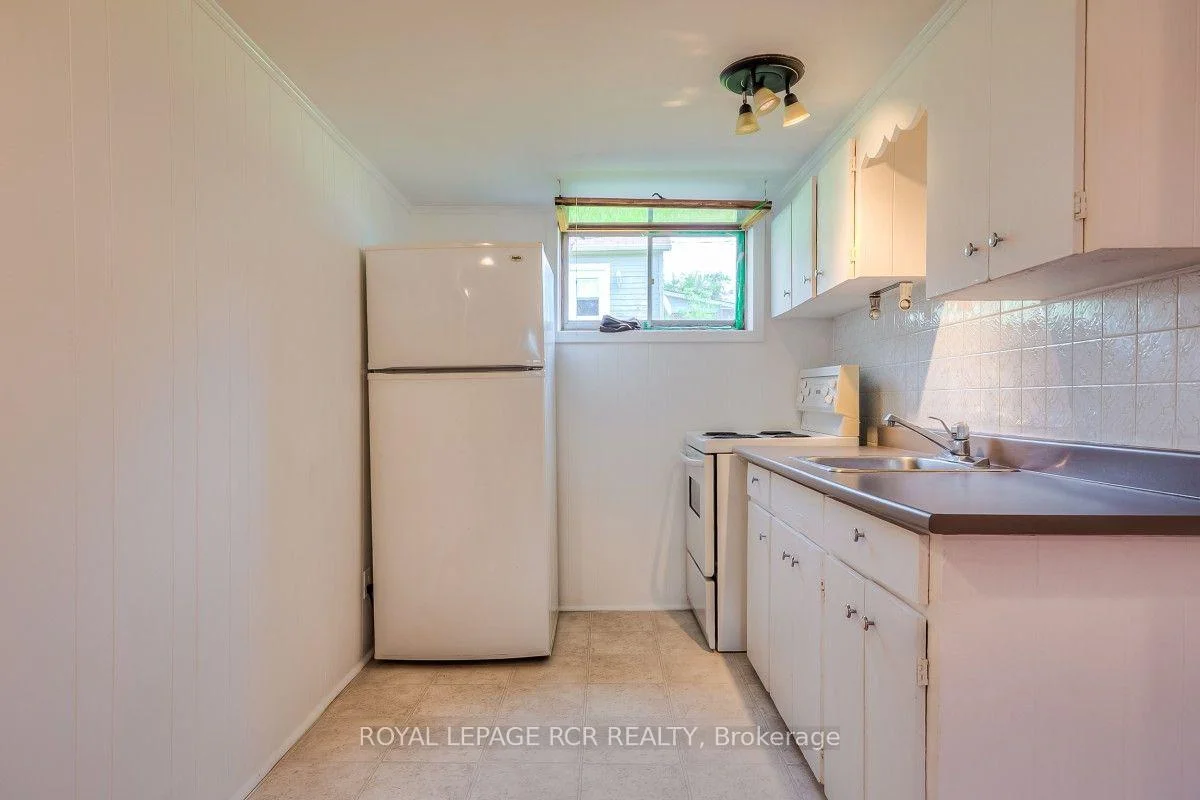 Photo 18 of 11 Jacksons Point Avenue, Georgina, Sutton & Jackson's Point — HOMEH