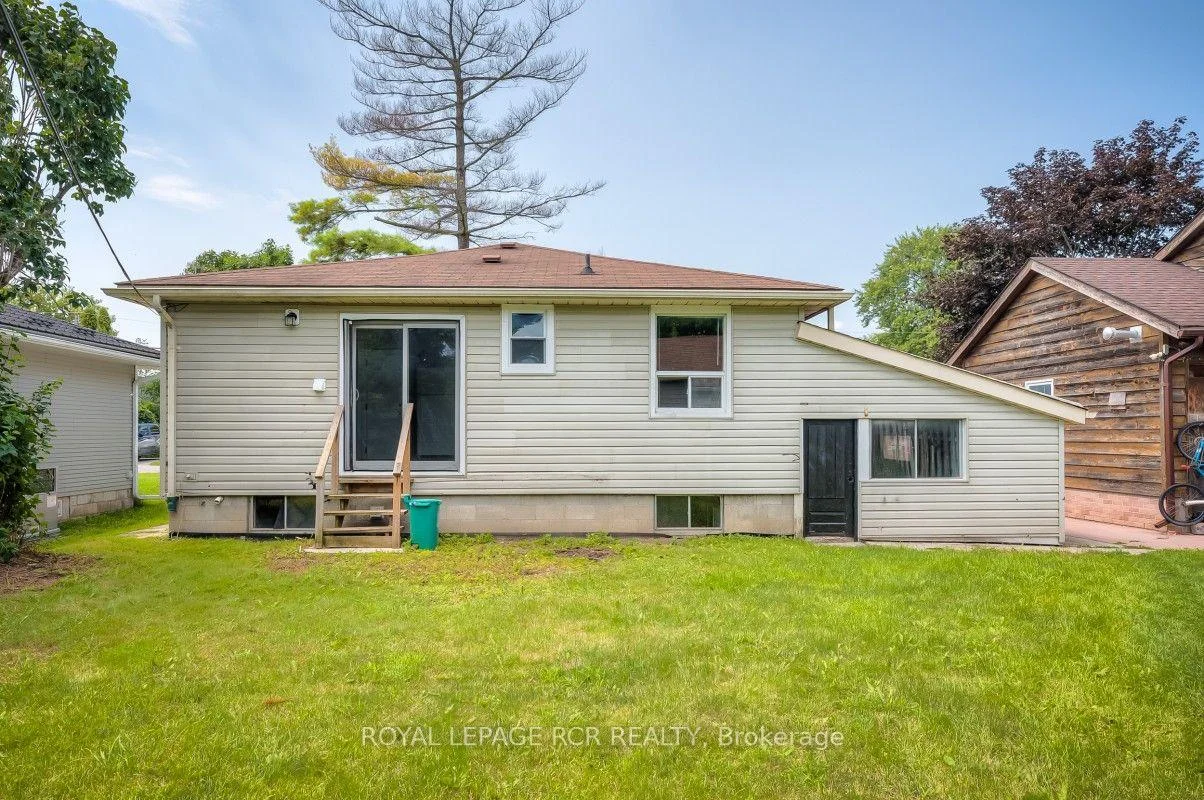 Photo 24 of 11 Jacksons Point Avenue, Georgina, Sutton & Jackson's Point — HOMEH