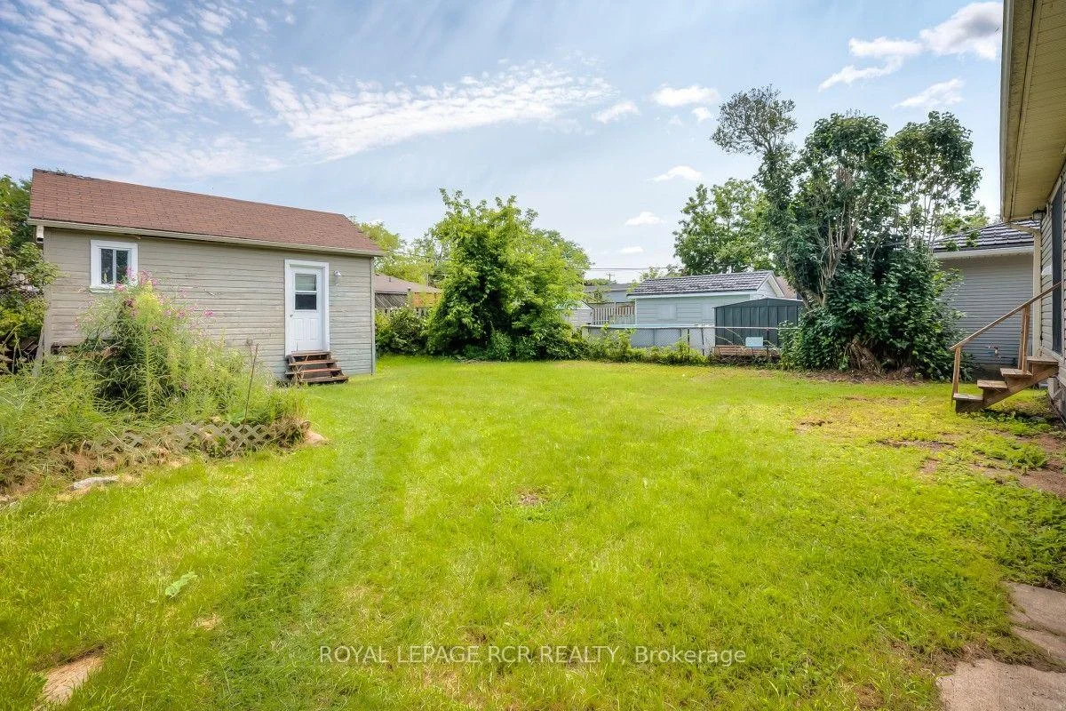 Photo 25 of 11 Jacksons Point Avenue, Georgina, Sutton & Jackson's Point — HOMEH
