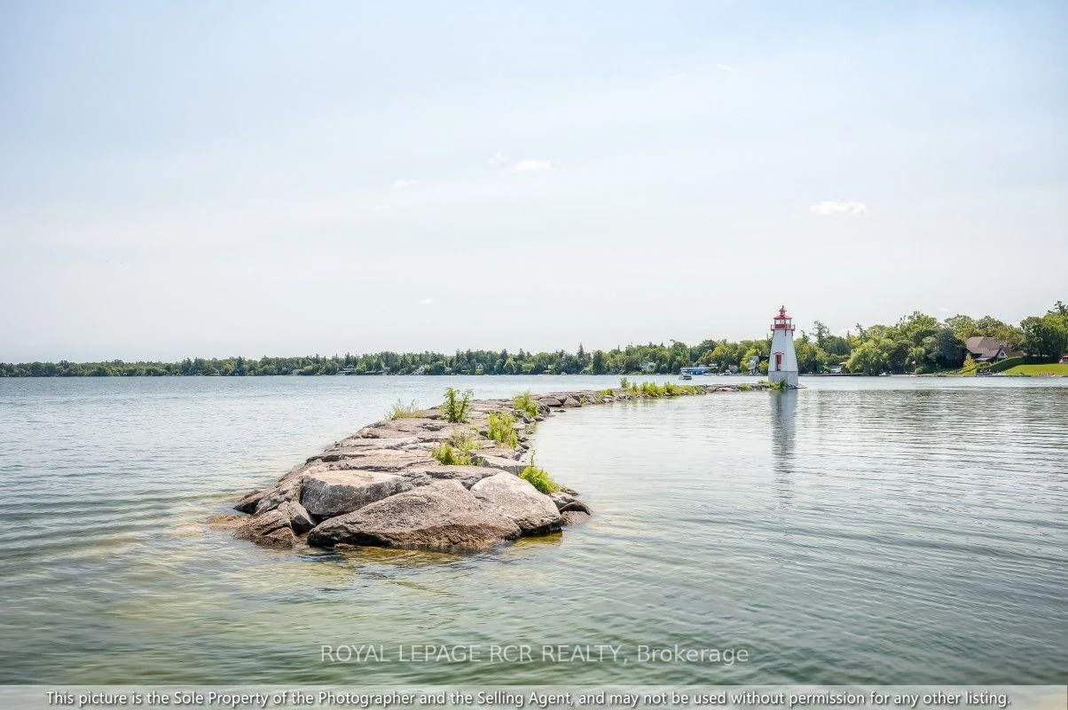 Photo 34 of 11 Jacksons Point Avenue, Georgina, Sutton & Jackson's Point — HOMEH
