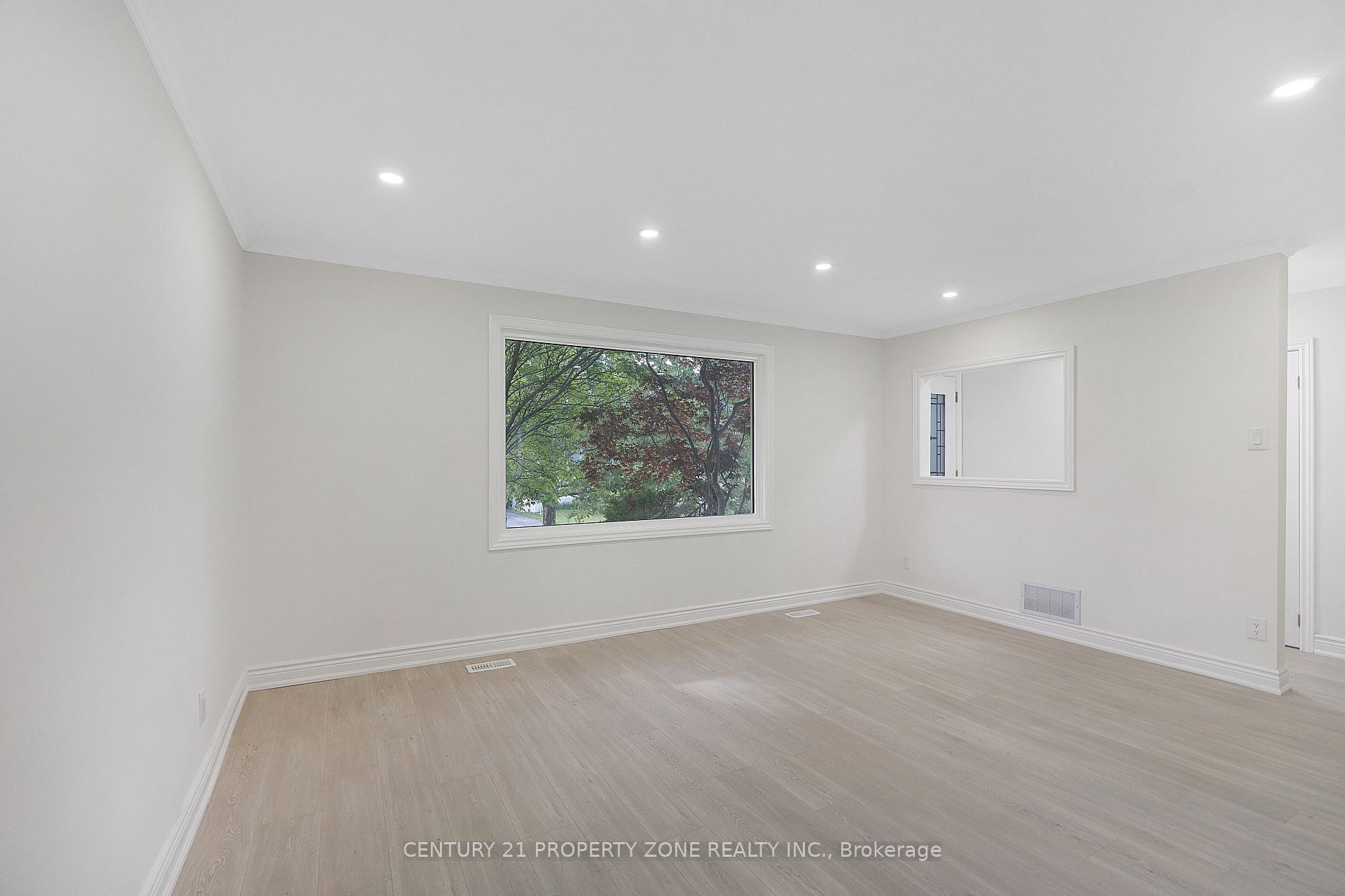 Photo 6 of 37 Adanac Drive, Scarborough, Cliffcrest — HOMEH