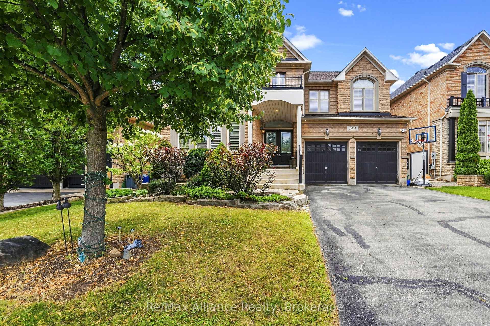 Photo 1 of 2404 Rideau Drive, Oakville, Joshua Creek — HOMEH