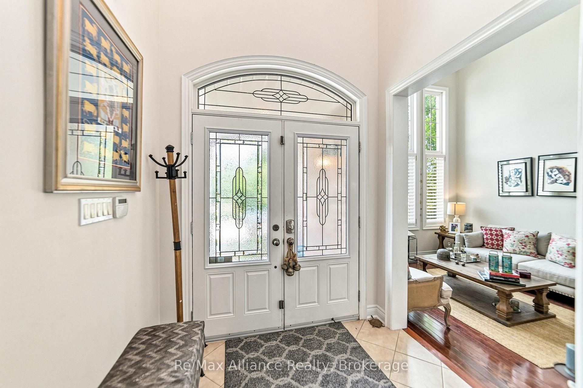 Photo 4 of 2404 Rideau Drive, Oakville, Joshua Creek — HOMEH