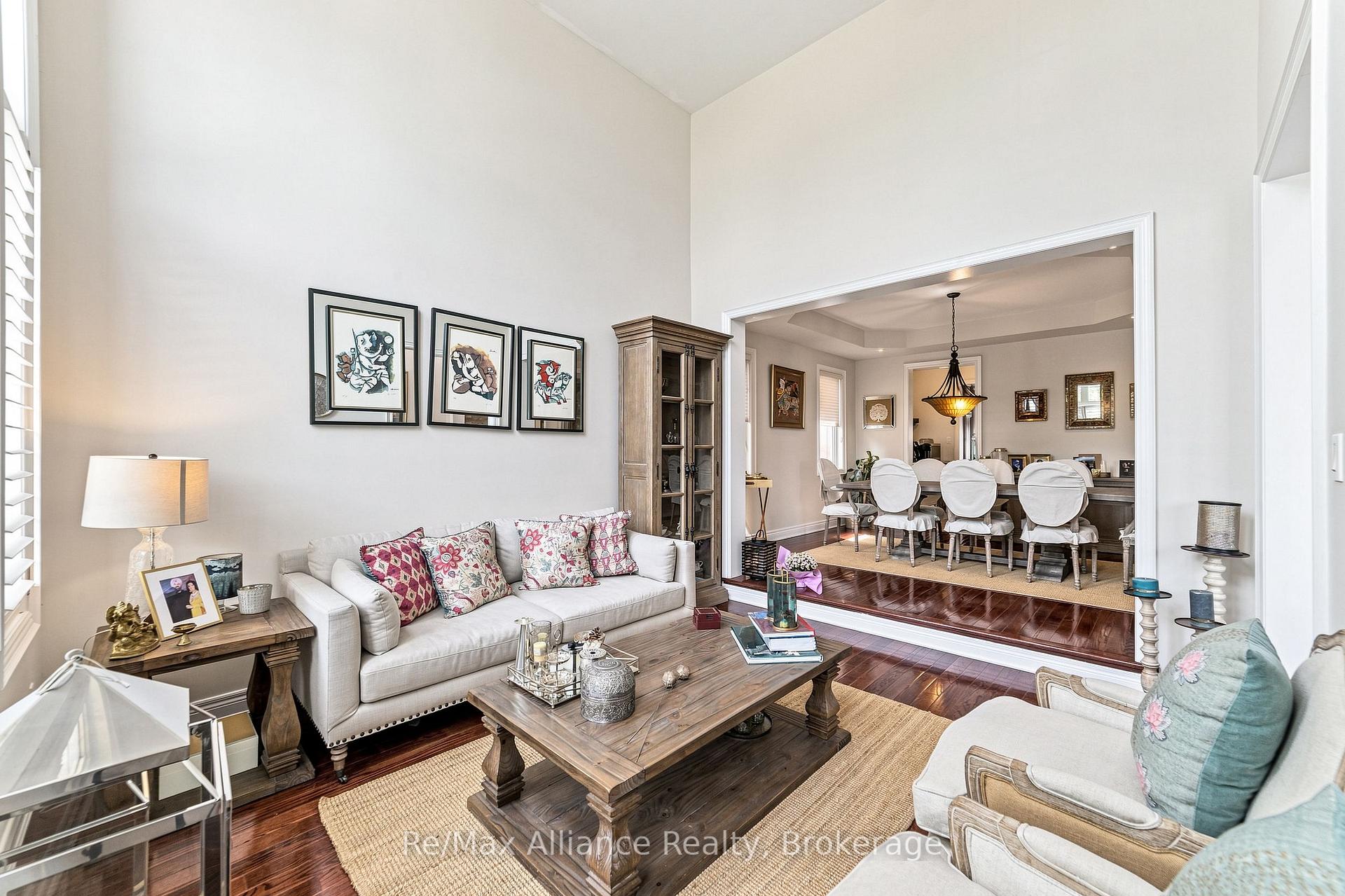Photo 7 of 2404 Rideau Drive, Oakville, Joshua Creek — HOMEH