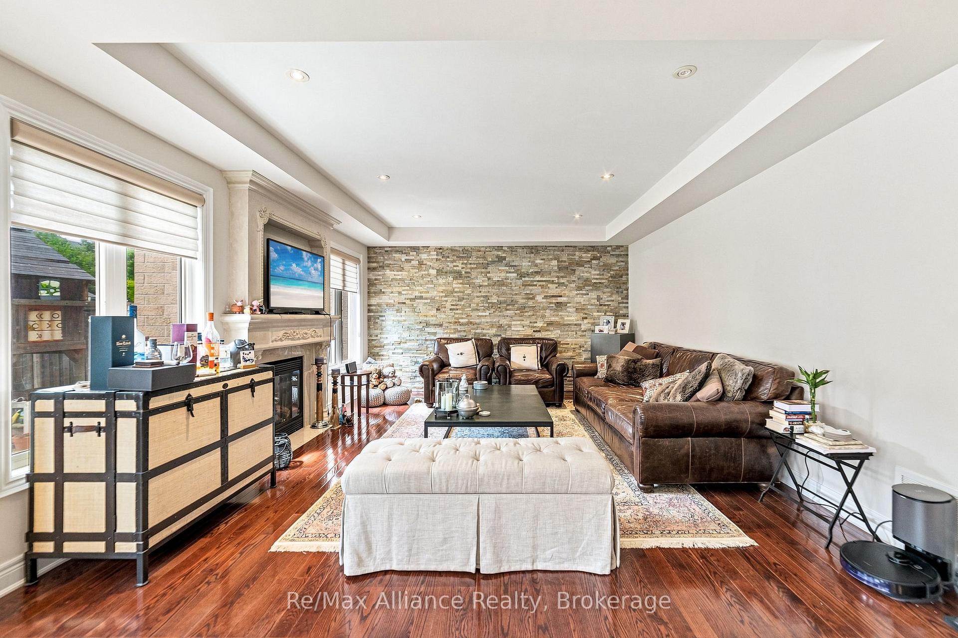 Photo 14 of 2404 Rideau Drive, Oakville, Joshua Creek — HOMEH