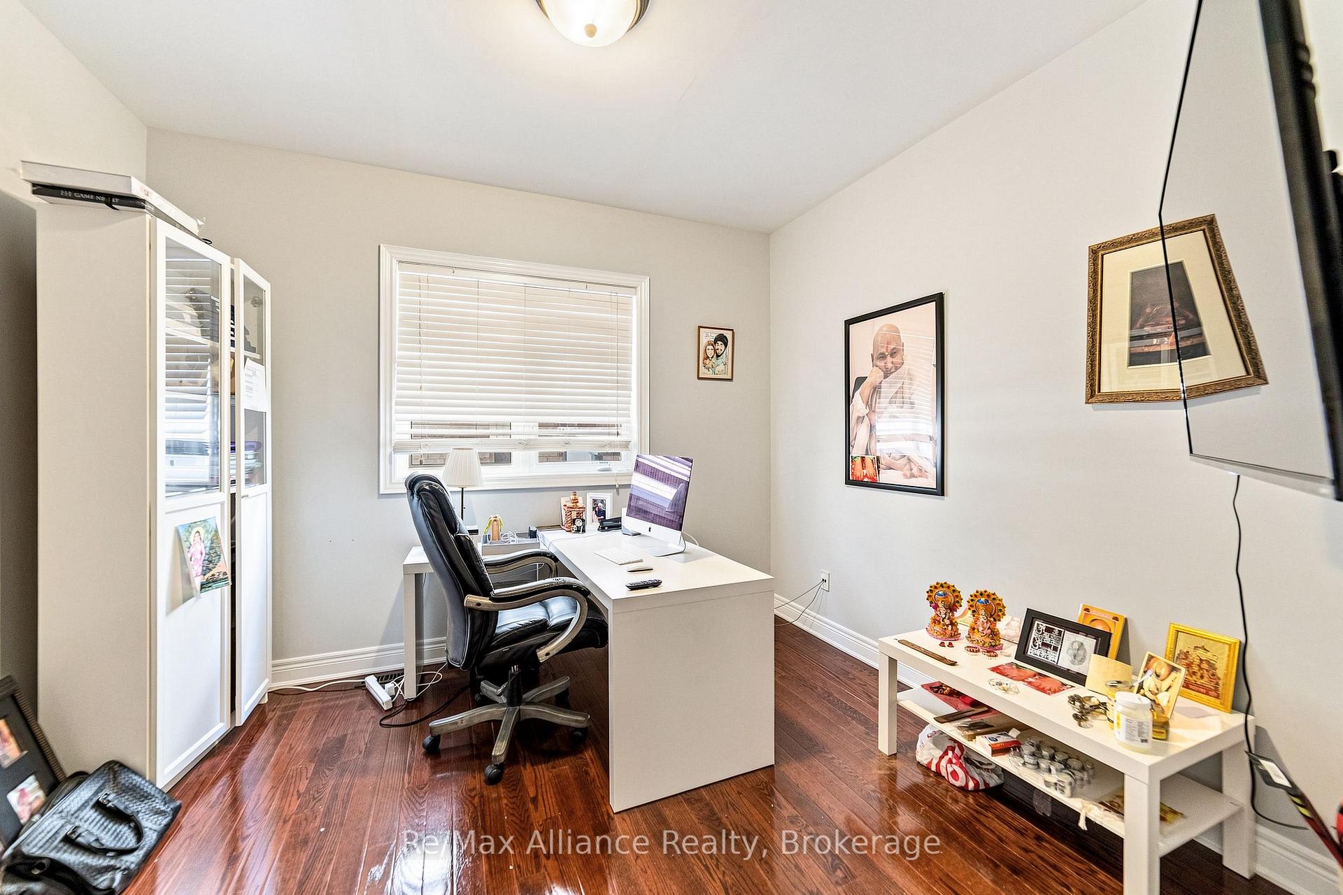 Photo 15 of 2404 Rideau Drive, Oakville, Joshua Creek — HOMEH
