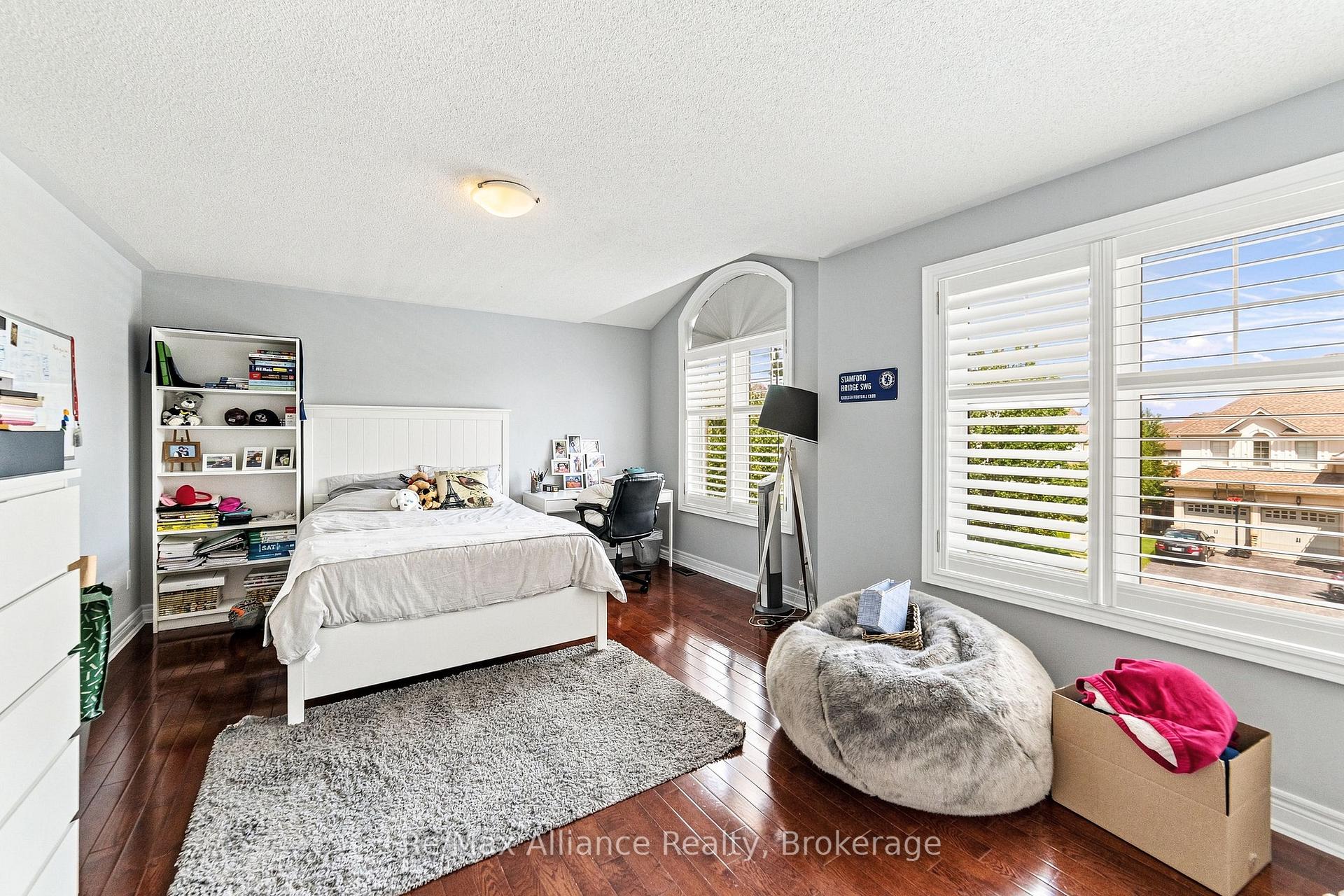 Photo 25 of 2404 Rideau Drive, Oakville, Joshua Creek — HOMEH