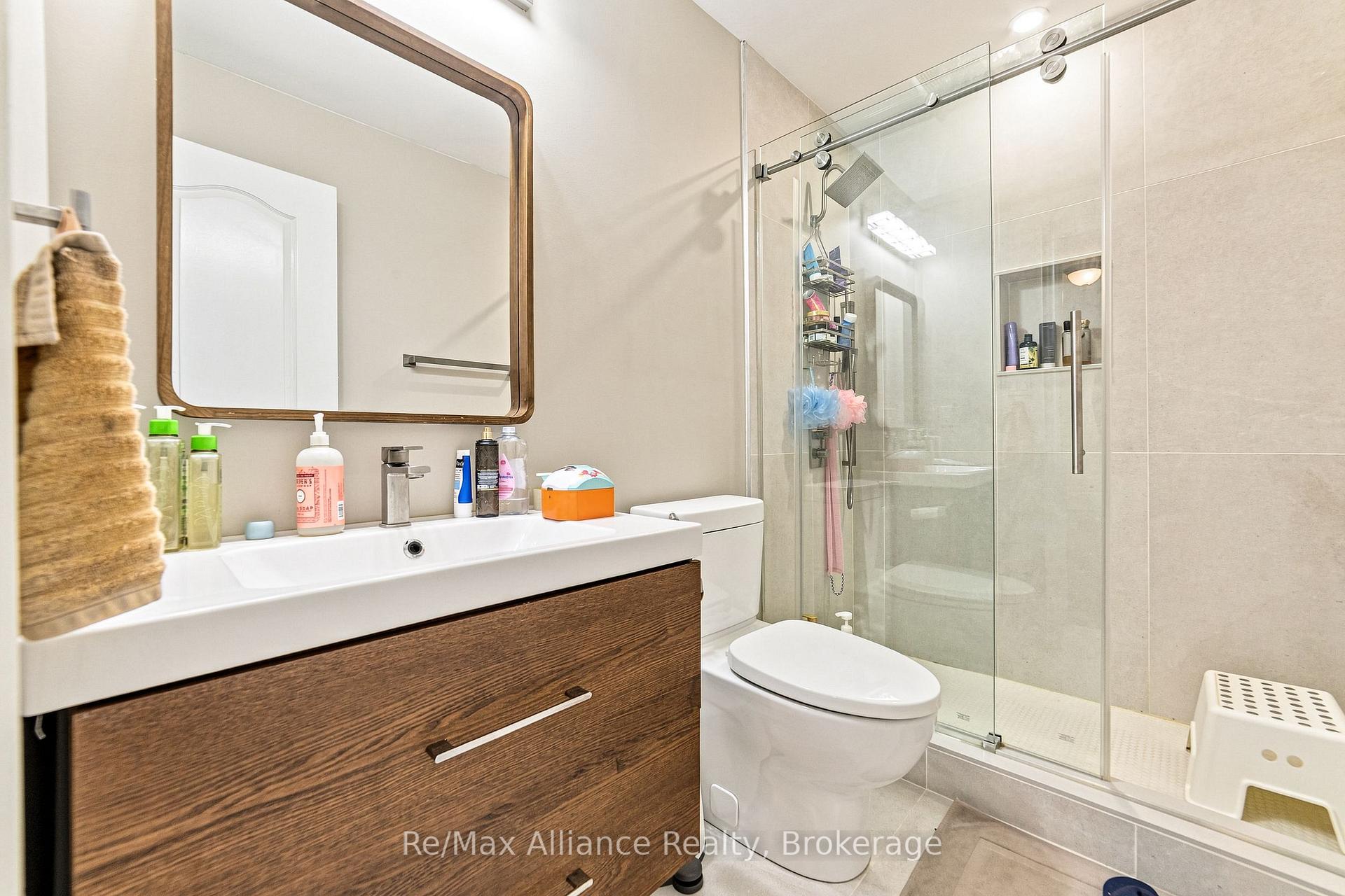 Photo 26 of 2404 Rideau Drive, Oakville, Joshua Creek — HOMEH