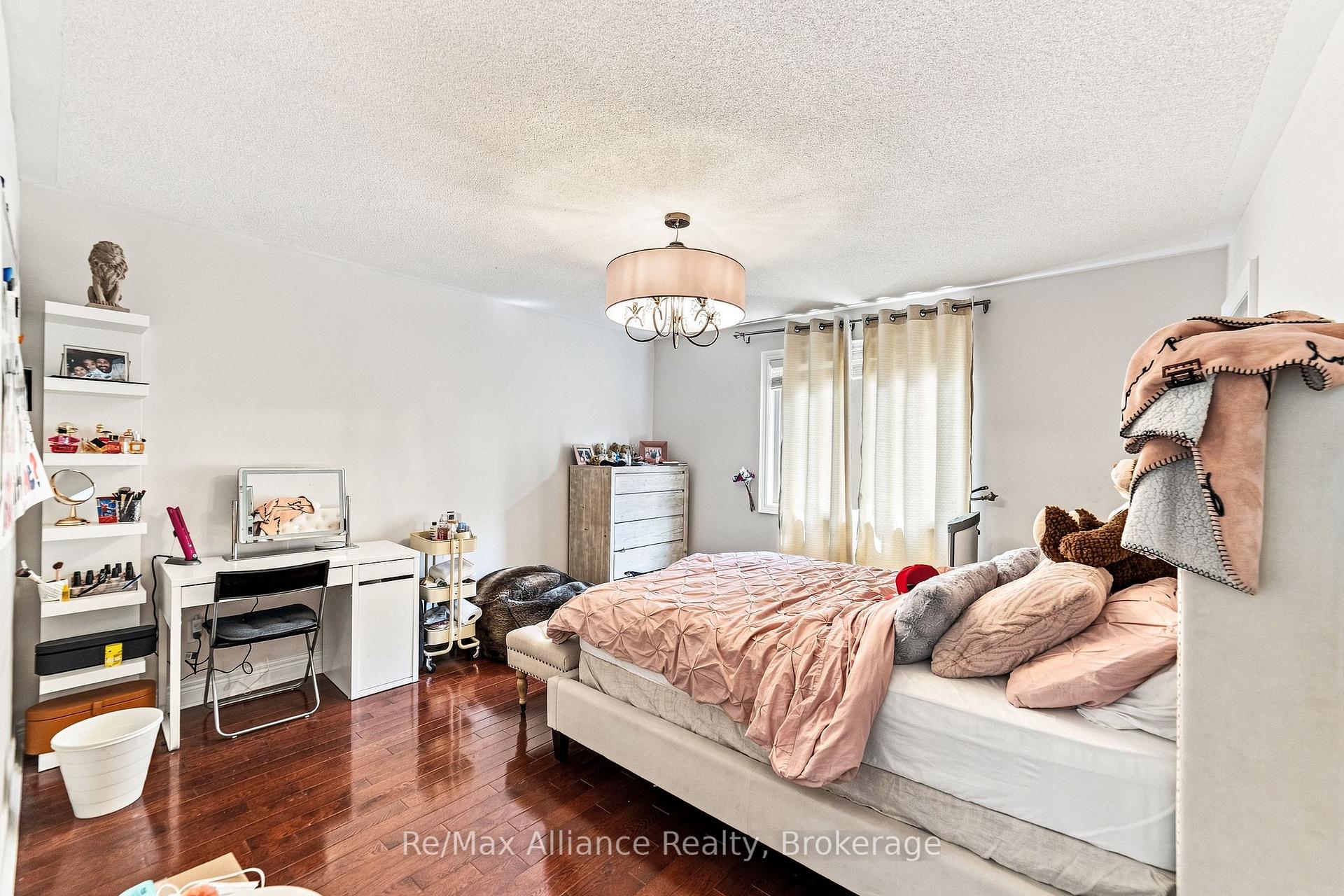 Photo 27 of 2404 Rideau Drive, Oakville, Joshua Creek — HOMEH