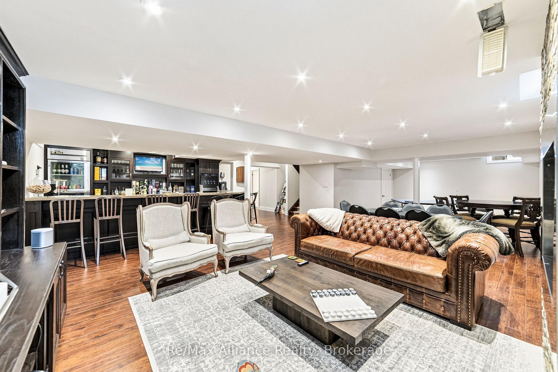 Photo 33 of 2404 Rideau Drive, Oakville, Joshua Creek — HOMEH