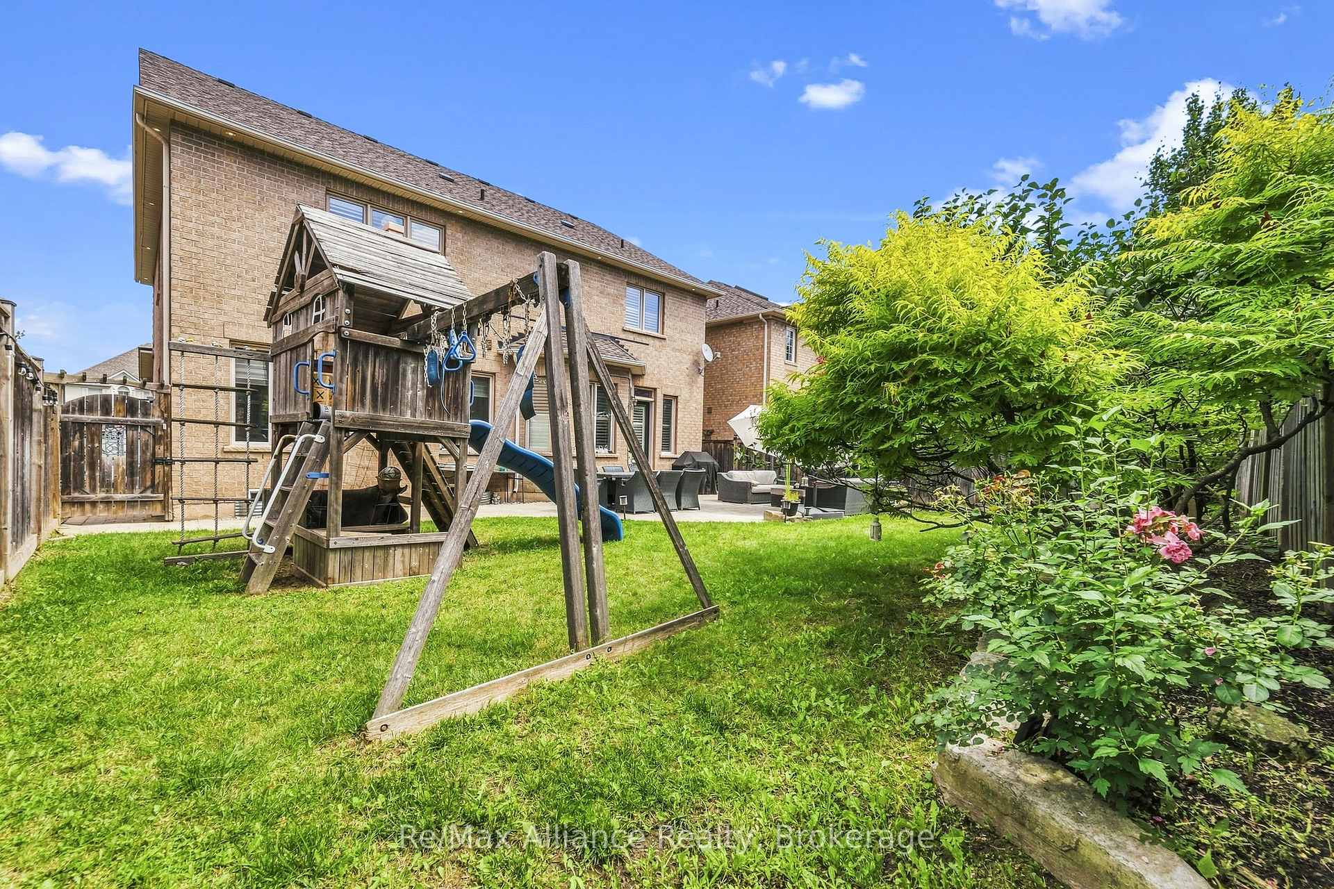 Photo 42 of 2404 Rideau Drive, Oakville, Joshua Creek — HOMEH