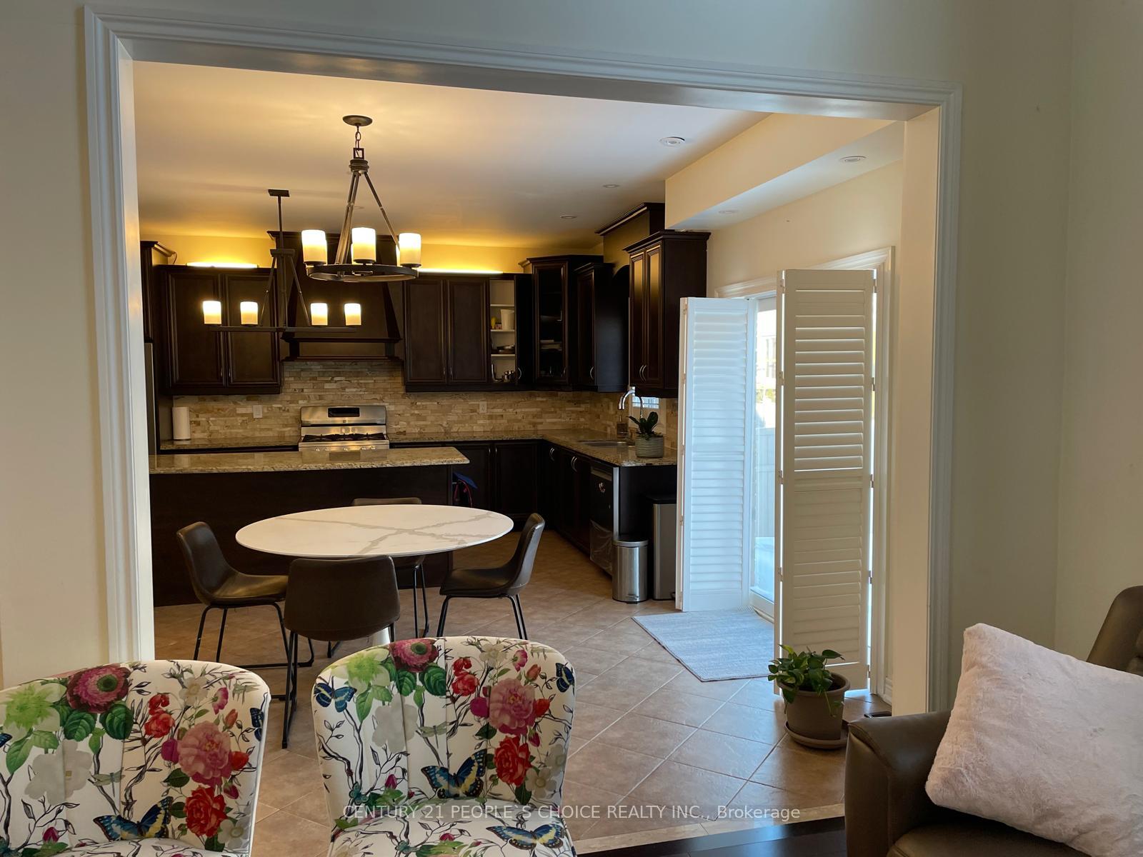 Photo 6 of 2486 Wasaga Drive, Oakville, Joshua Creek — HOMEH
