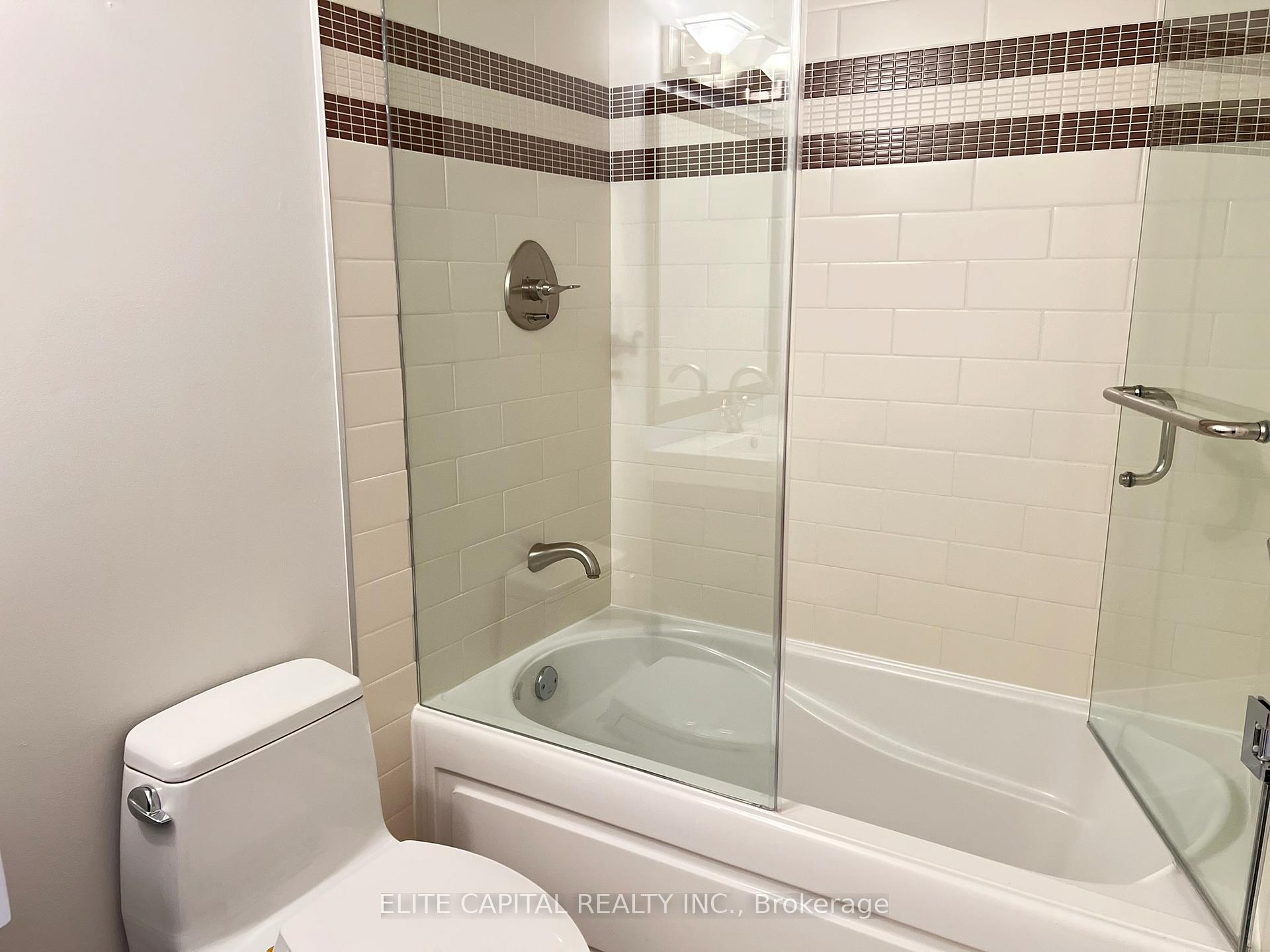 Photo 13 of 124 Wagon Trail Way, North York, Pleasant View — HOMEH