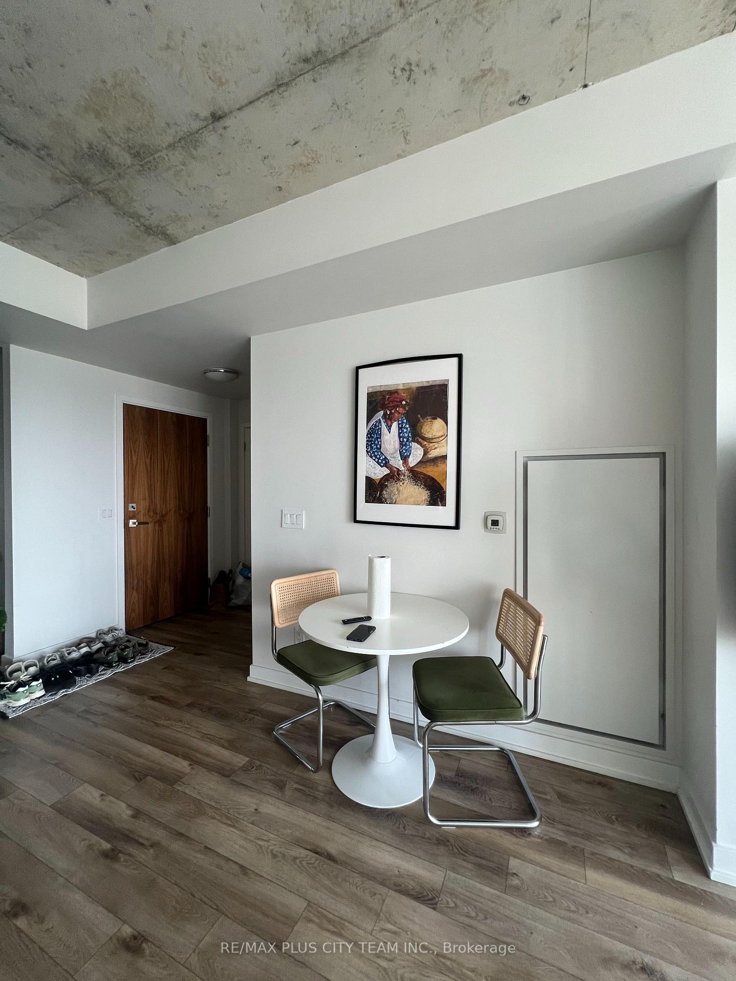 Photo 3 of Unit 1405, 15 Baseball Place, Toronto, South Riverdale — HOMEH