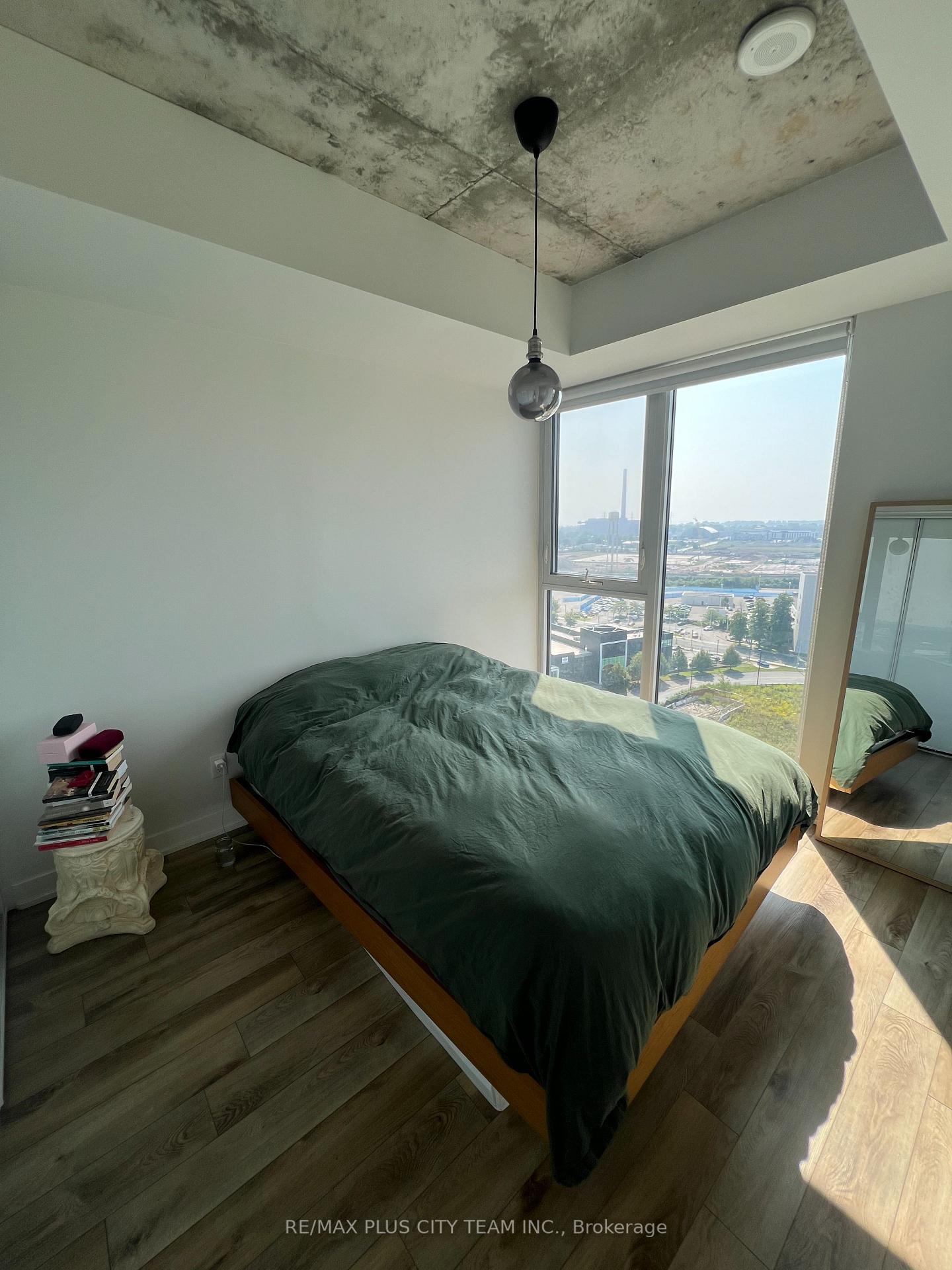 Photo 5 of Unit 1405, 15 Baseball Place, Toronto, South Riverdale — HOMEH